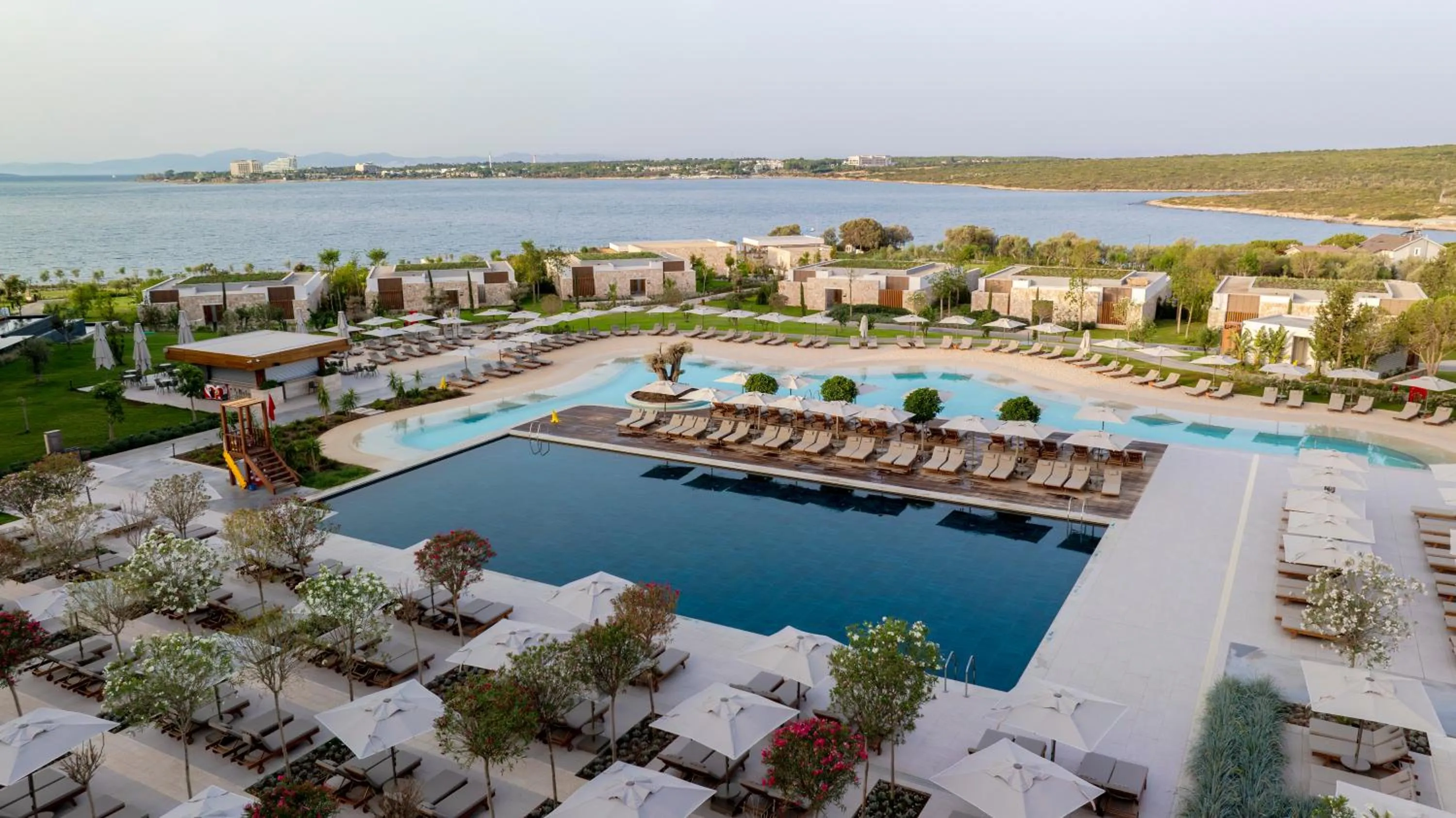 Day in Anda Barut Collection - Ultra All Inclusive