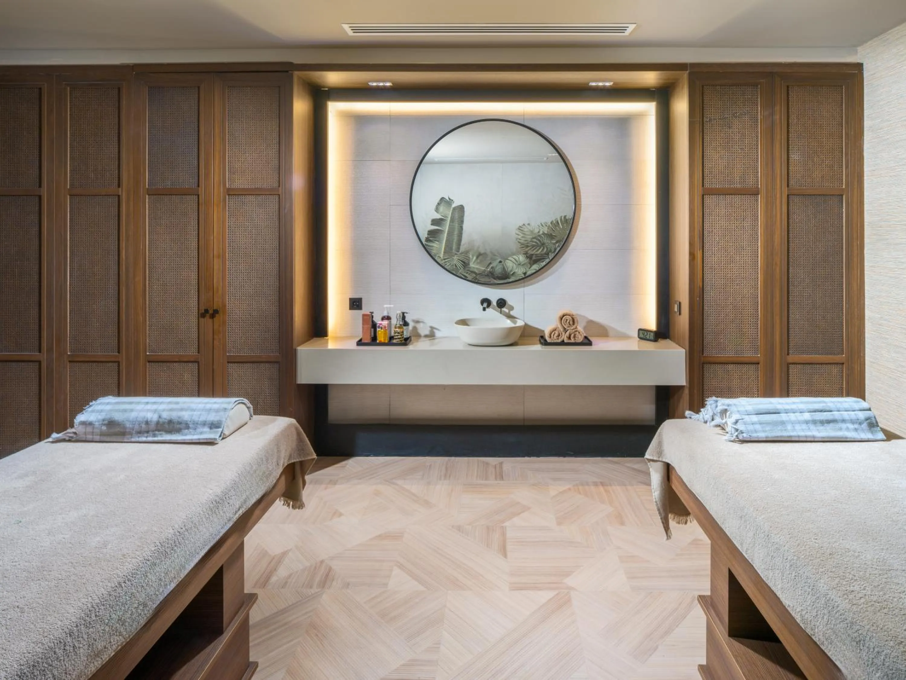 Massage, Bed in Anda Barut Collection - Ultra All Inclusive