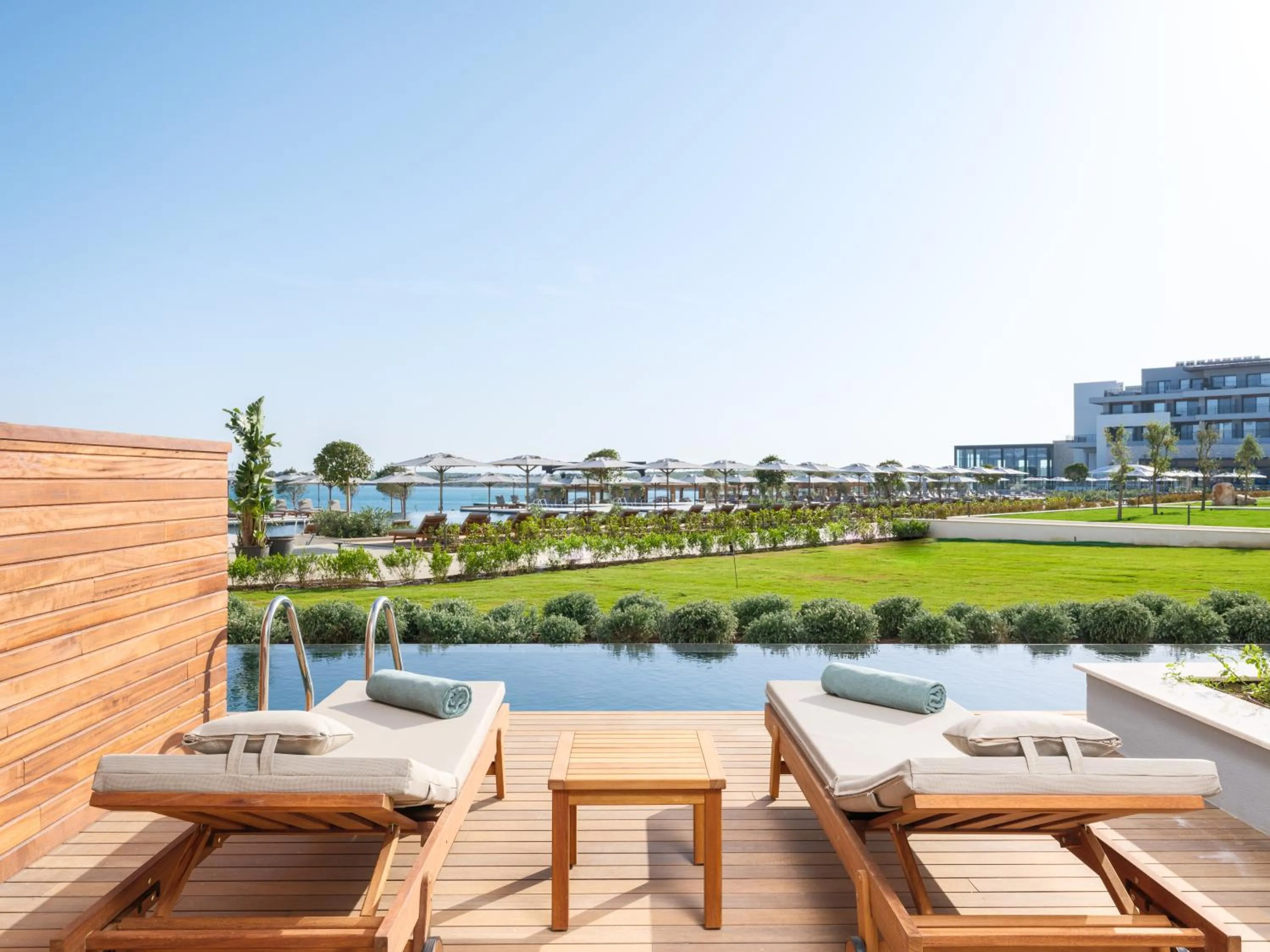 Day in Anda Barut Collection - Ultra All Inclusive