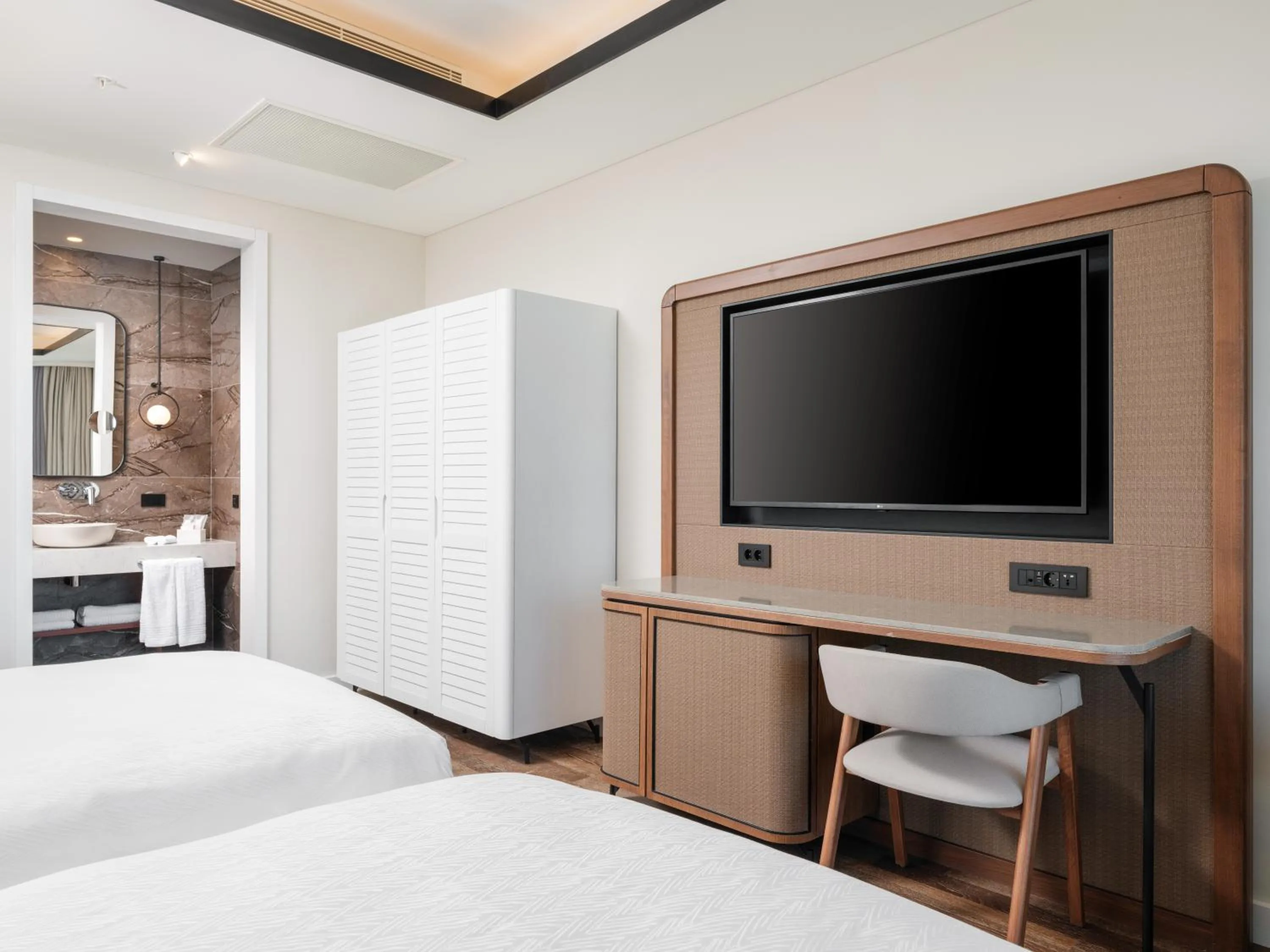 TV and multimedia, Bed in Anda Barut Collection - Ultra All Inclusive
