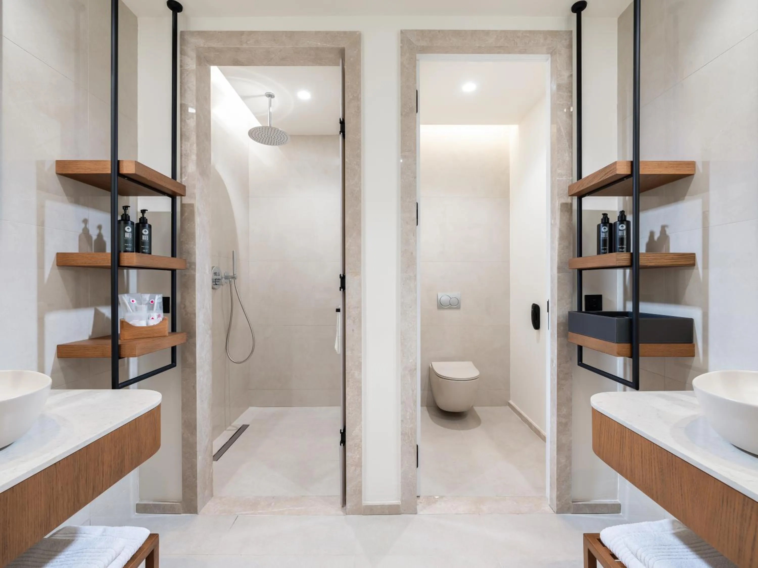 Shower in Anda Barut Collection - Ultra All Inclusive