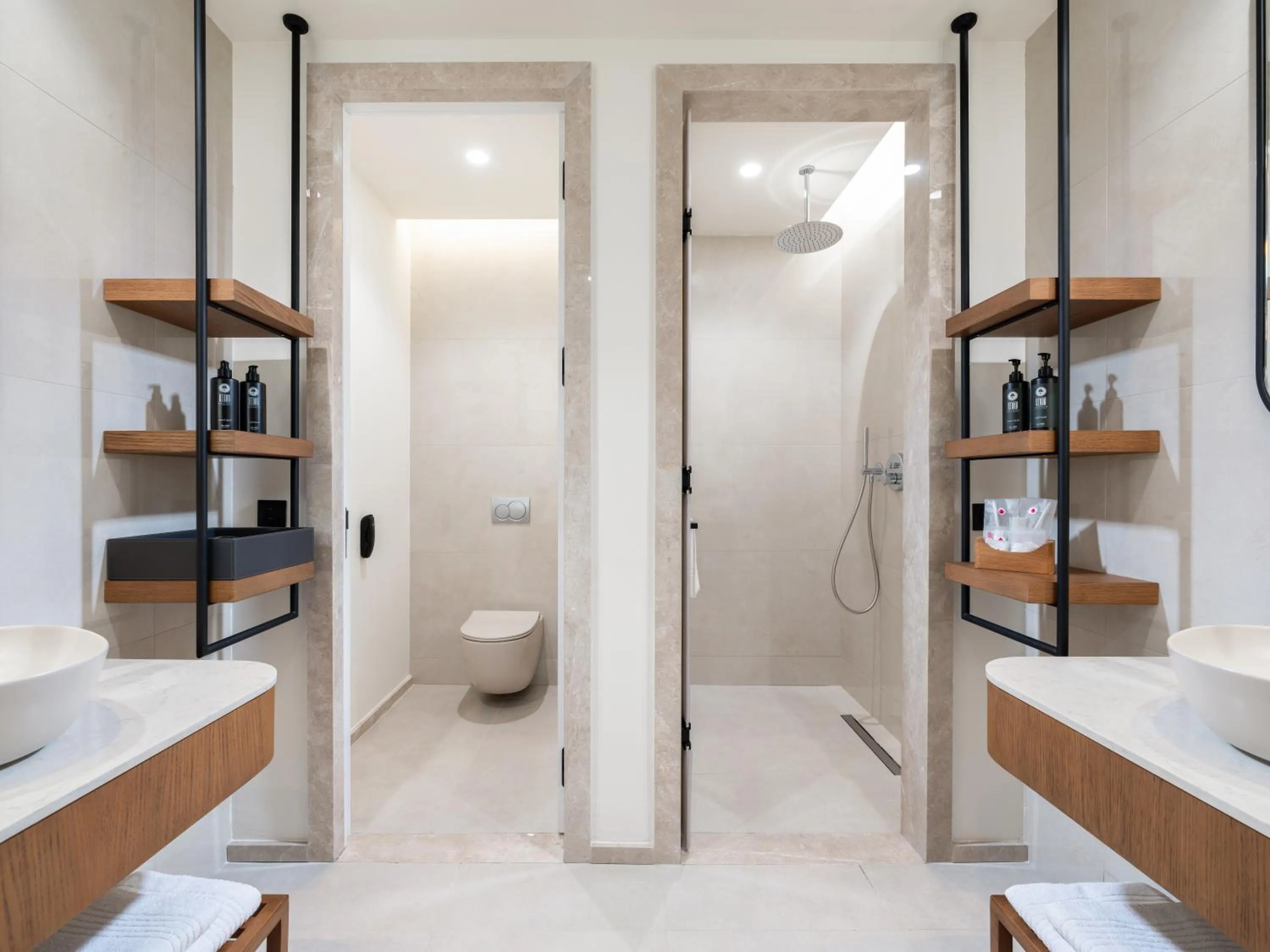 Shower in Anda Barut Collection - Ultra All Inclusive