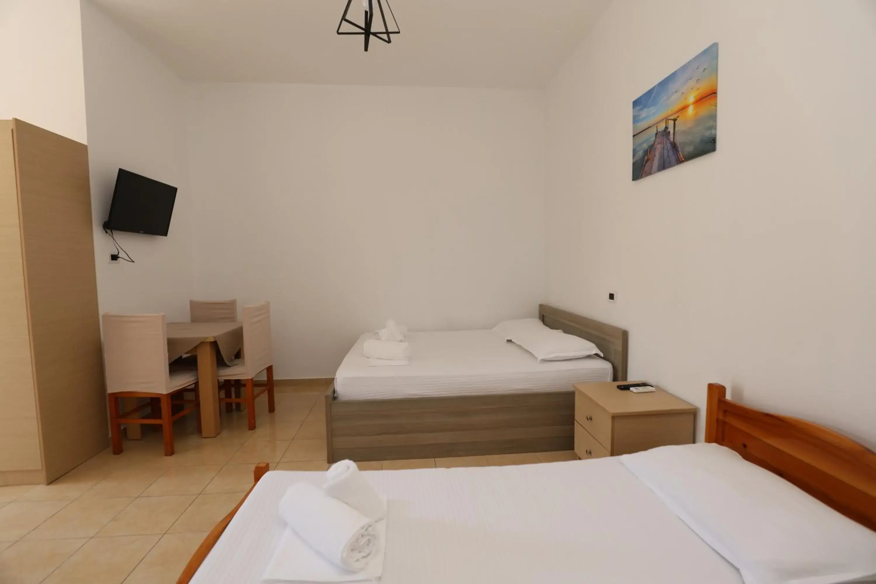 Budget Triple Room in Michelle Apartments Budget Triple Room in Michelle Apartments