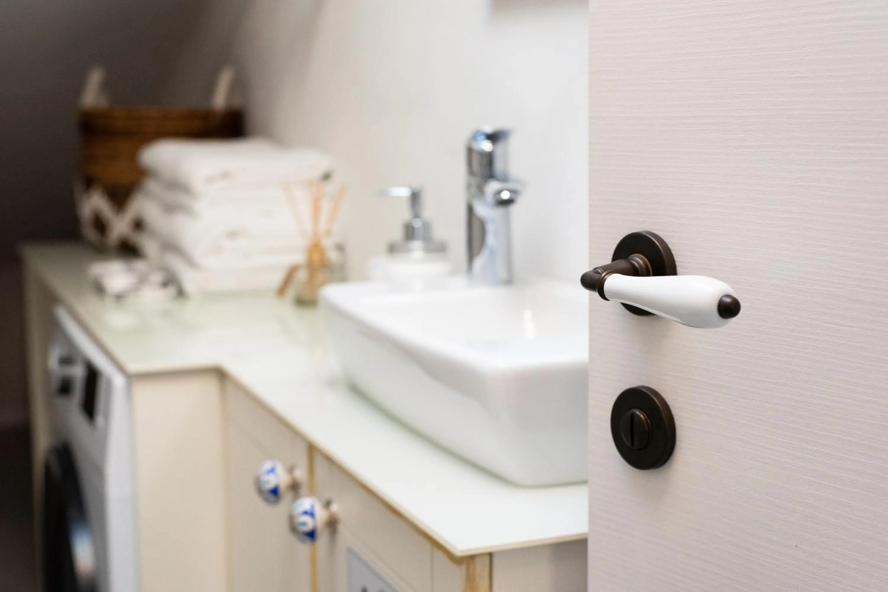Bathroom in Selamare Apartment by Locap Group