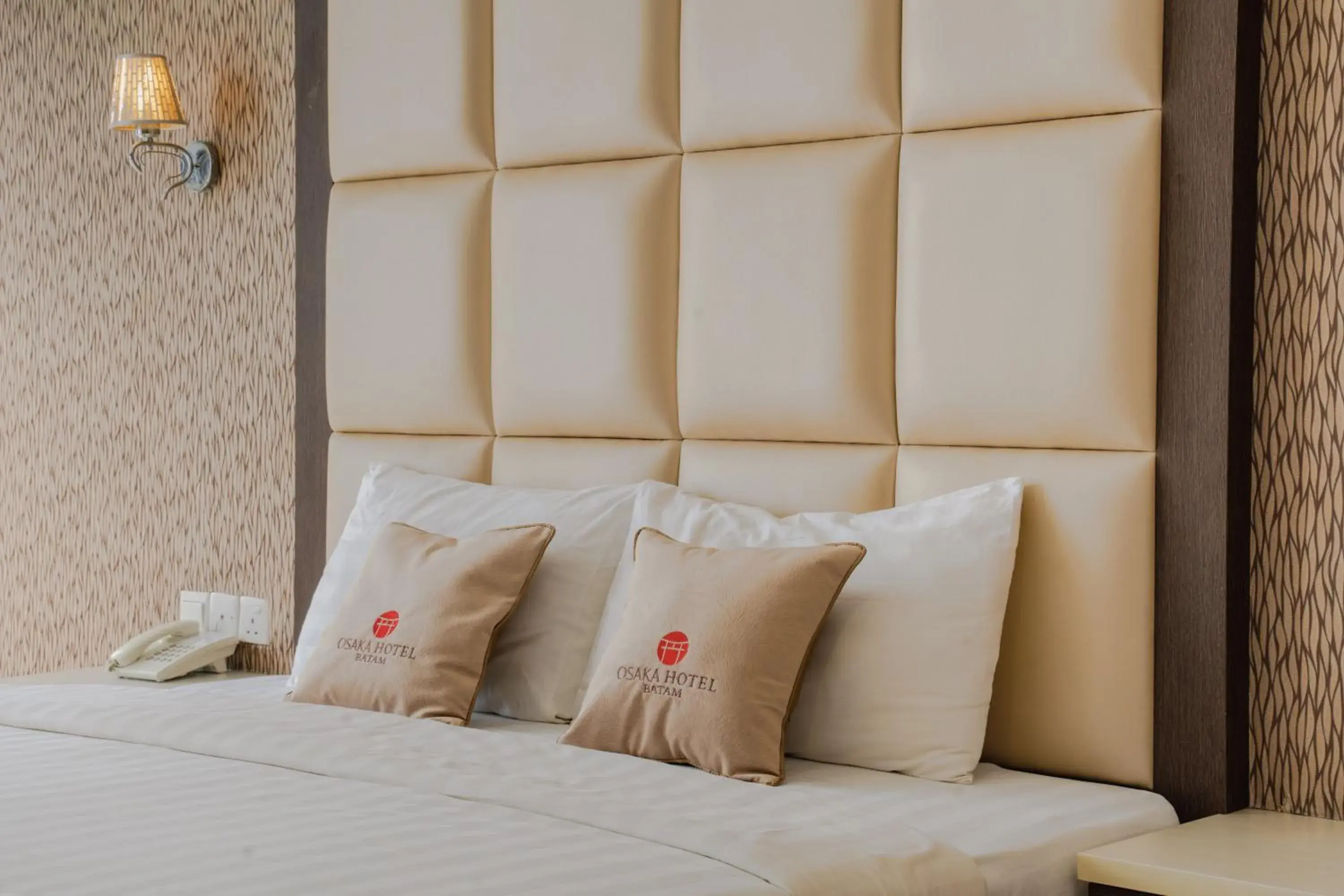 Bed in Osaka Hotel Batam Bed in Osaka Hotel Batam