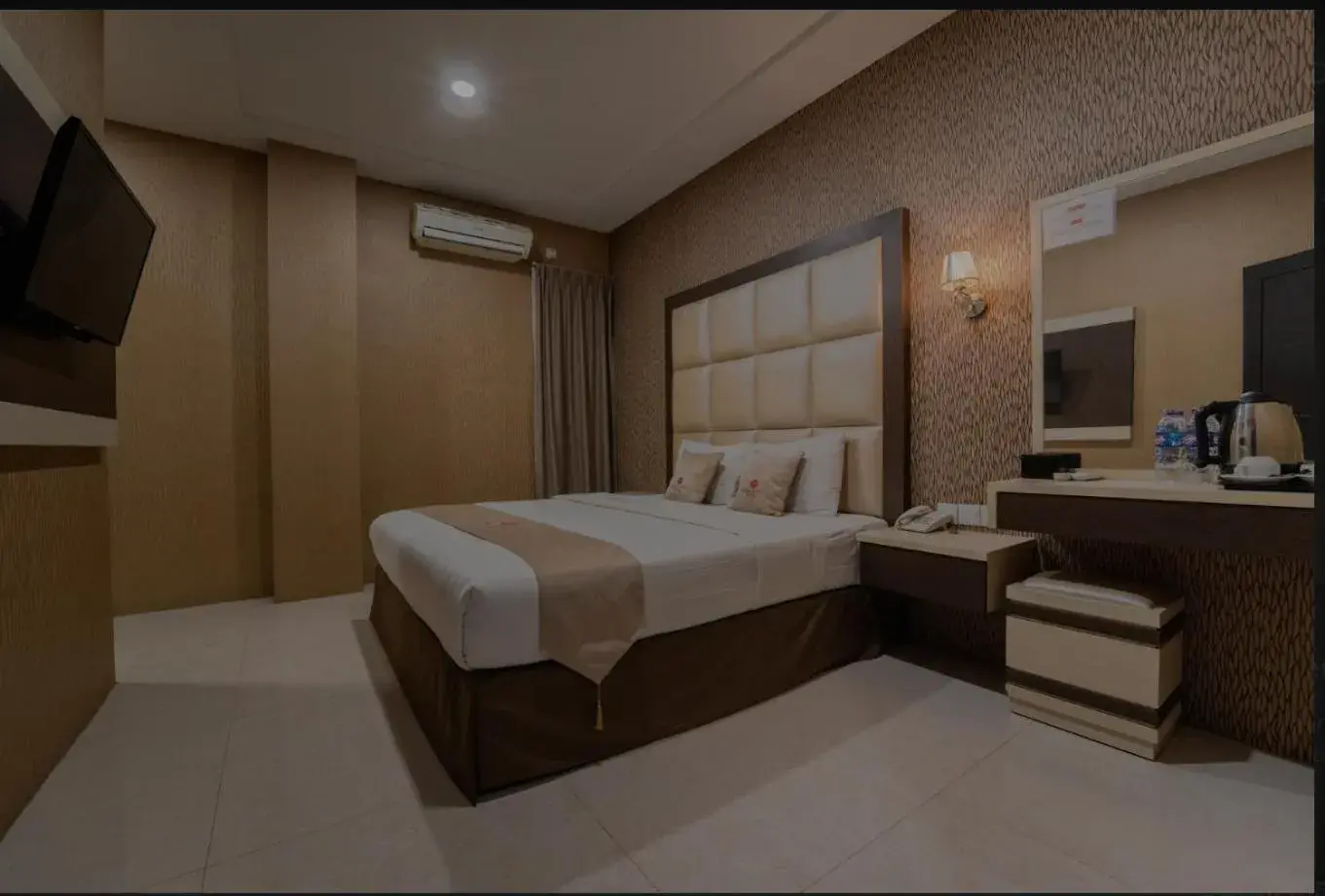 Bed in Osaka Hotel Batam Bed in Osaka Hotel Batam