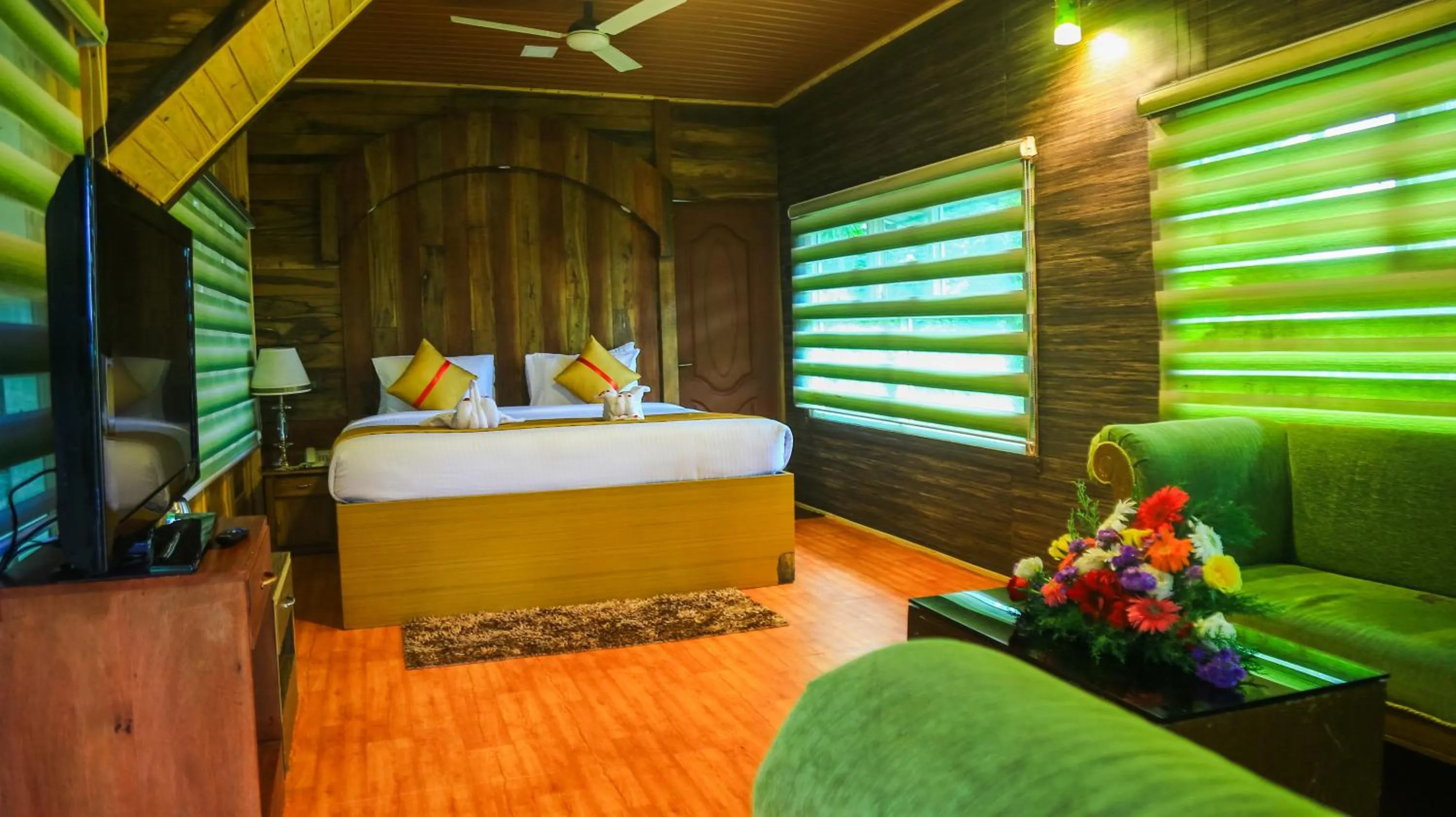 Bed in Spring Muunnar, Munnar