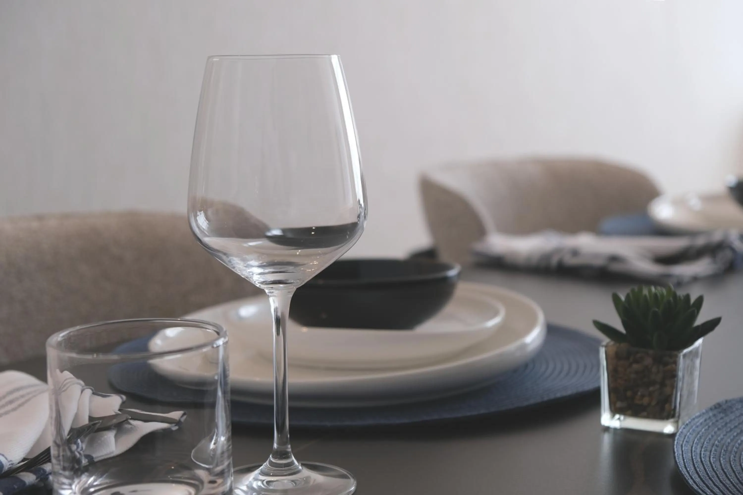 Dining area in Charthouse Bahrain