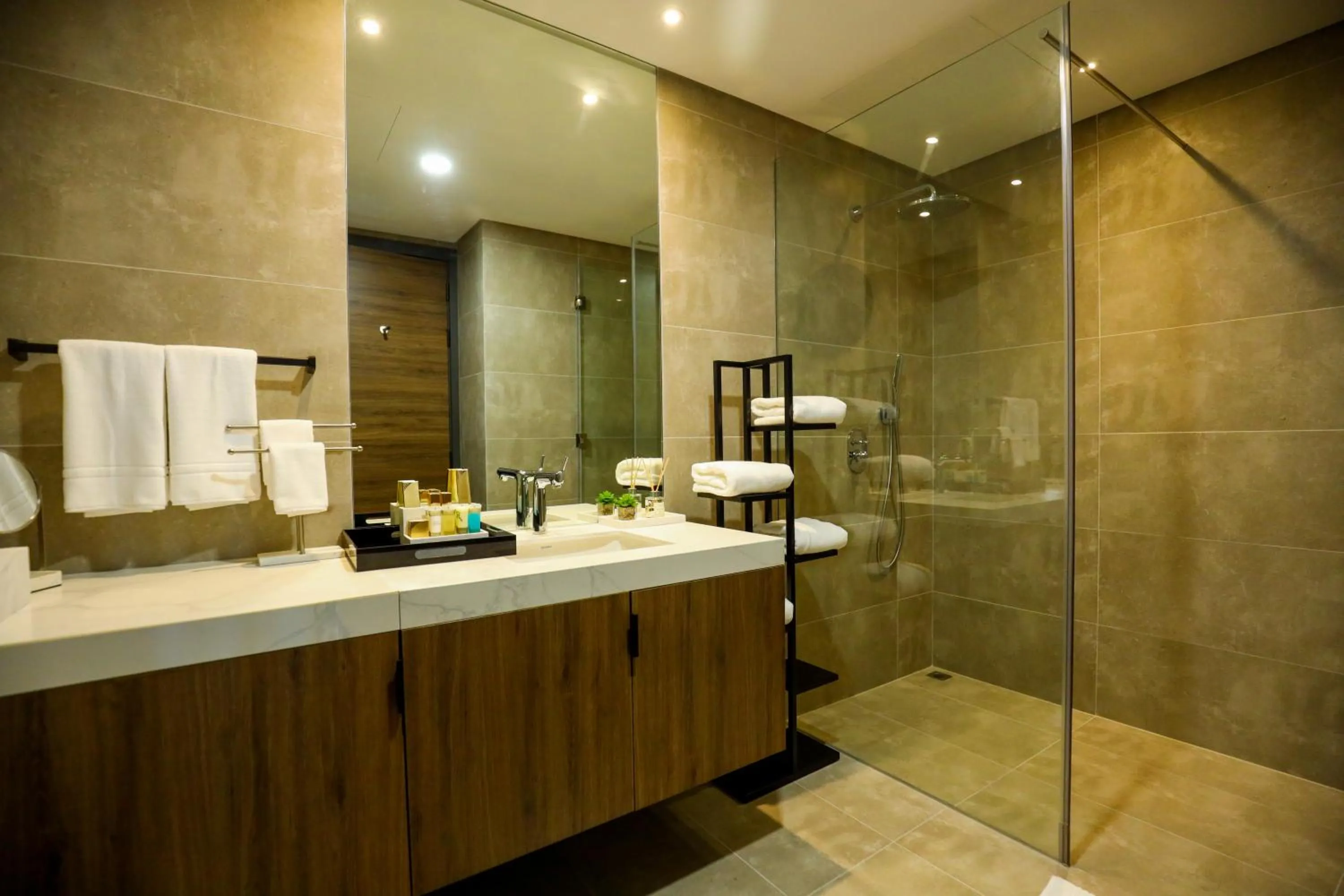 Bathroom in Charthouse Bahrain