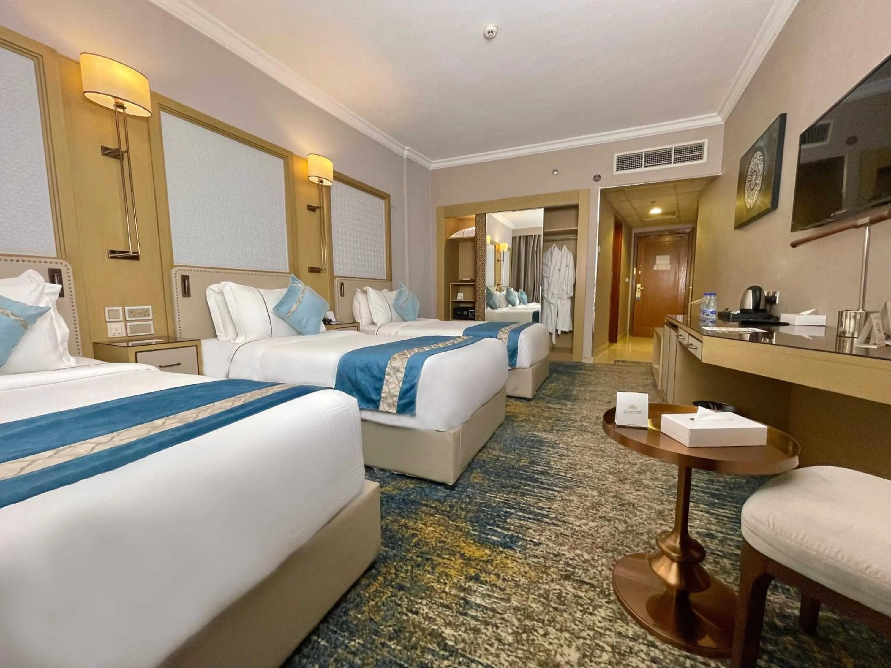 View (from property/room), Bed in Waqf Othman Bin Affan Hotel