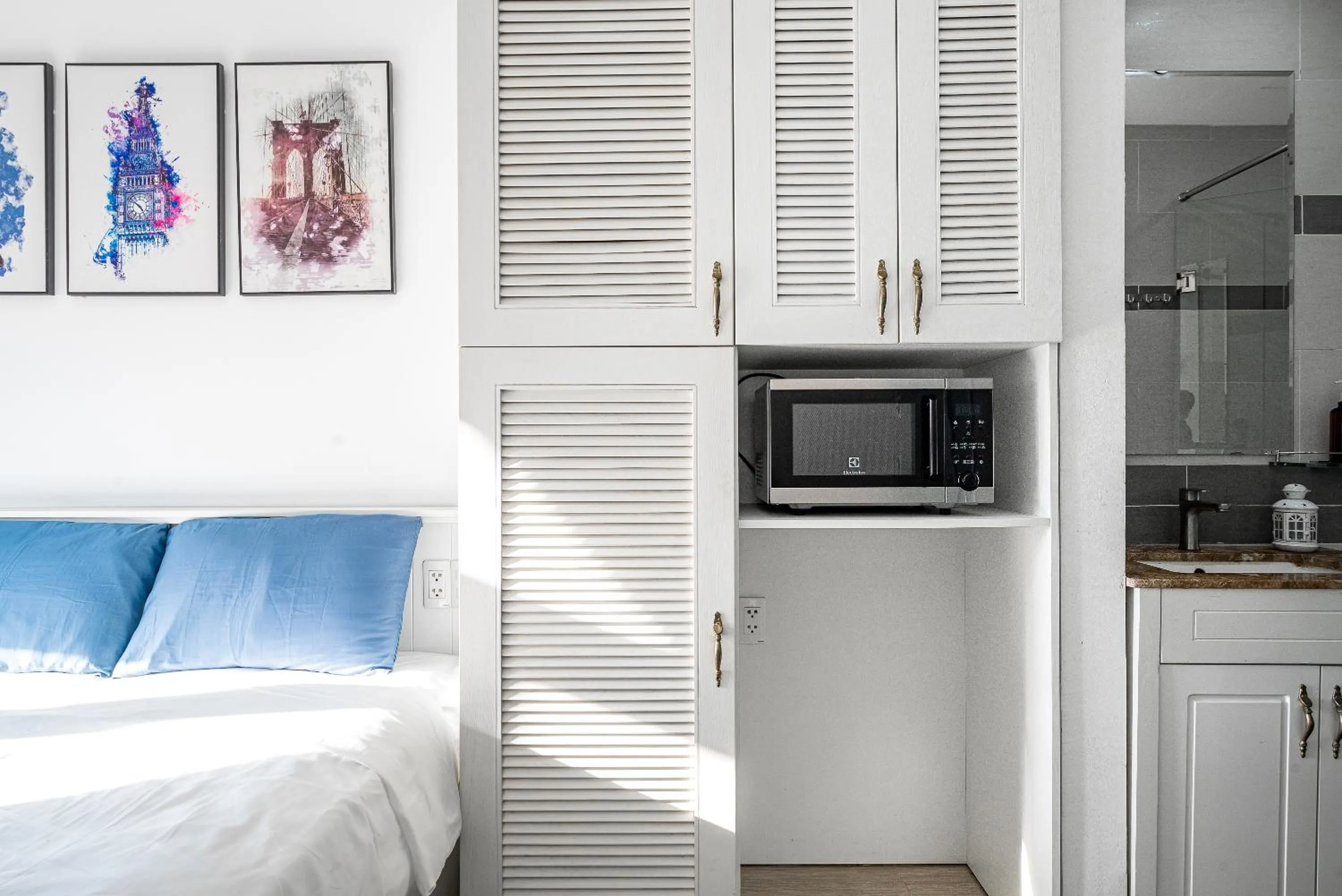 minibar, Bed in Cozrum Homes - Sonata Residence