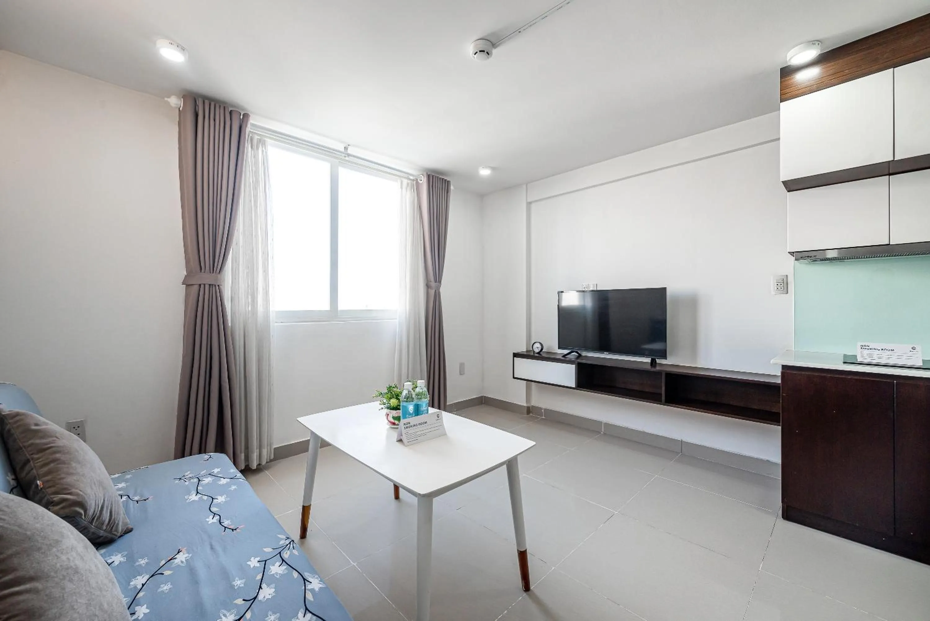 TV and multimedia in Cozrum Homes - Sonata Residence