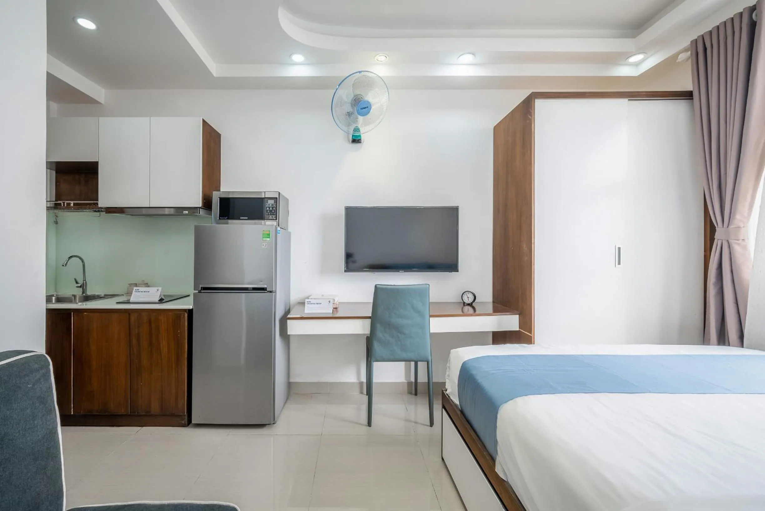 TV and multimedia, Bed in Cozrum Homes - Sonata Residence