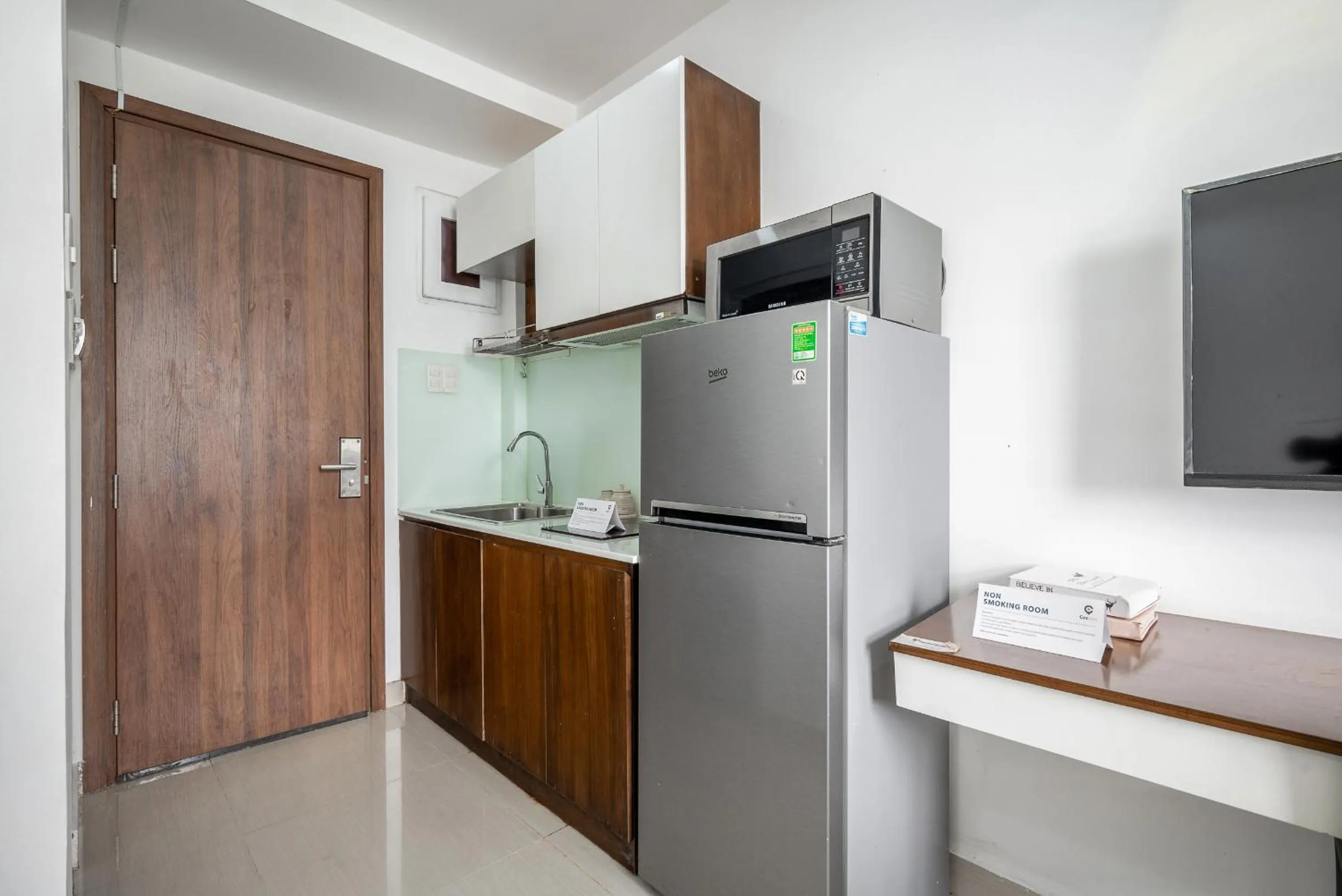 TV and multimedia in Cozrum Homes - Sonata Residence