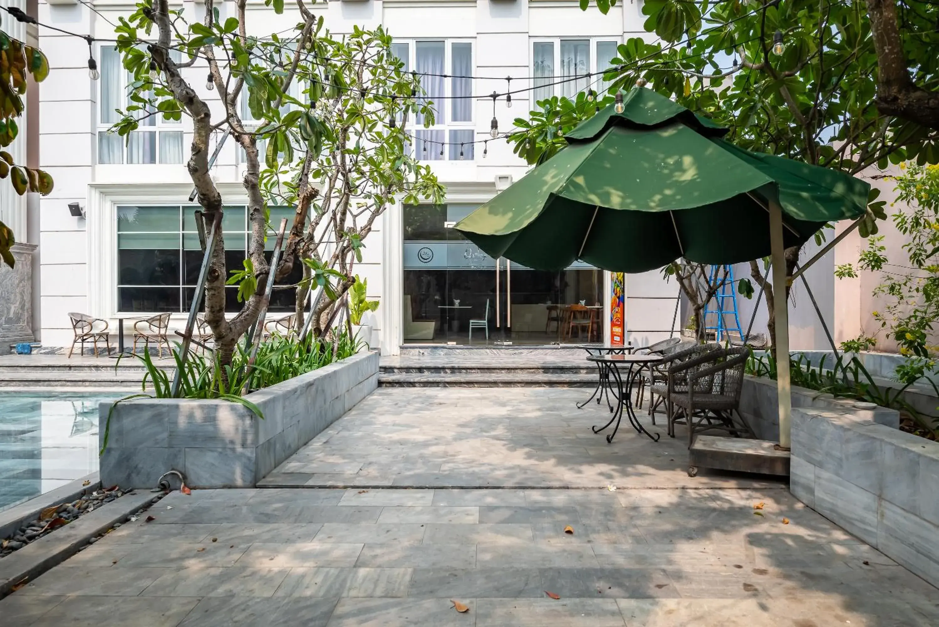 Restaurant/places to eat in Cozrum Homes - Sonata Residence Restaurant/places to eat in Cozrum Homes - Sonata Residence