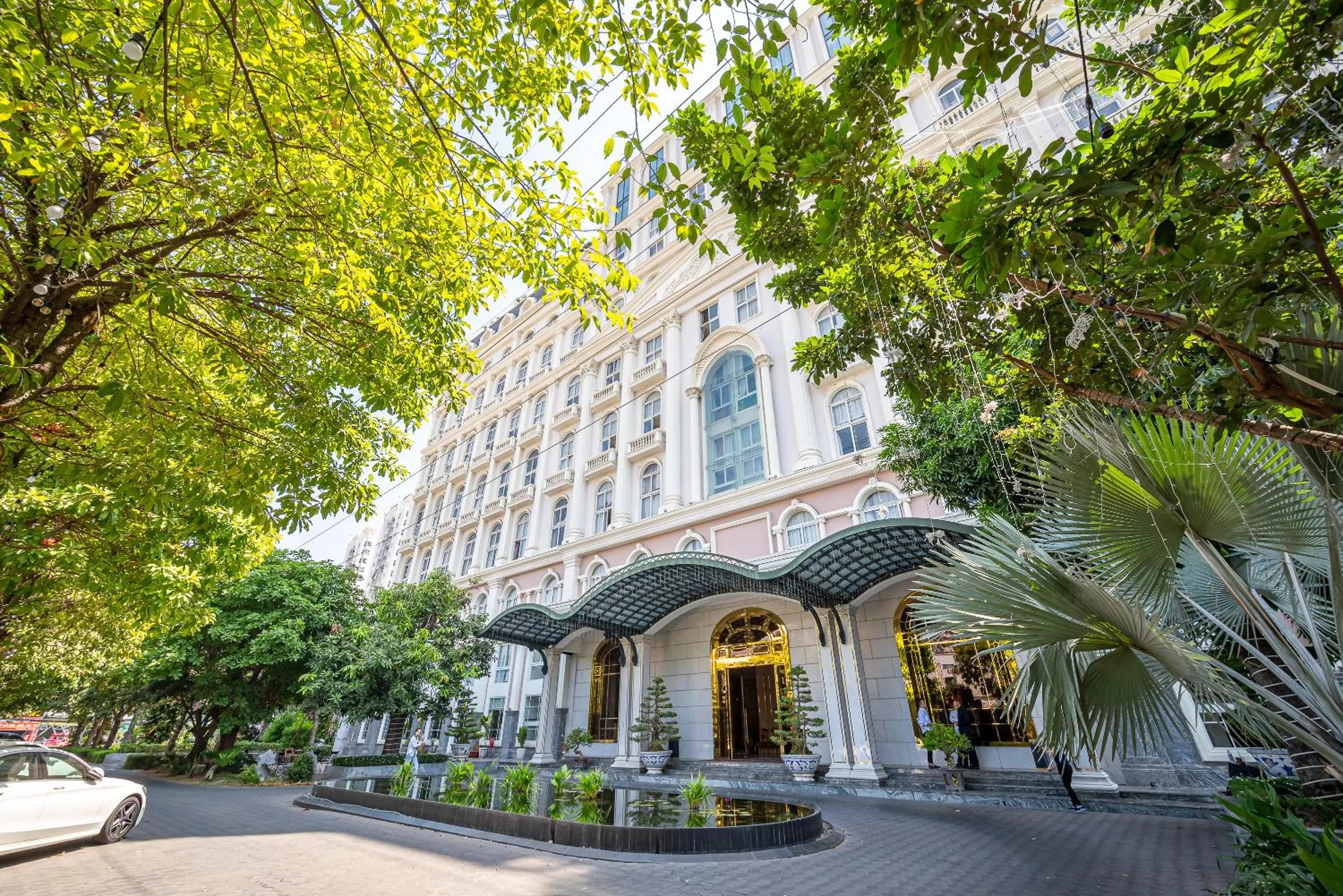 Property building in Cozrum Homes - Sonata Residence