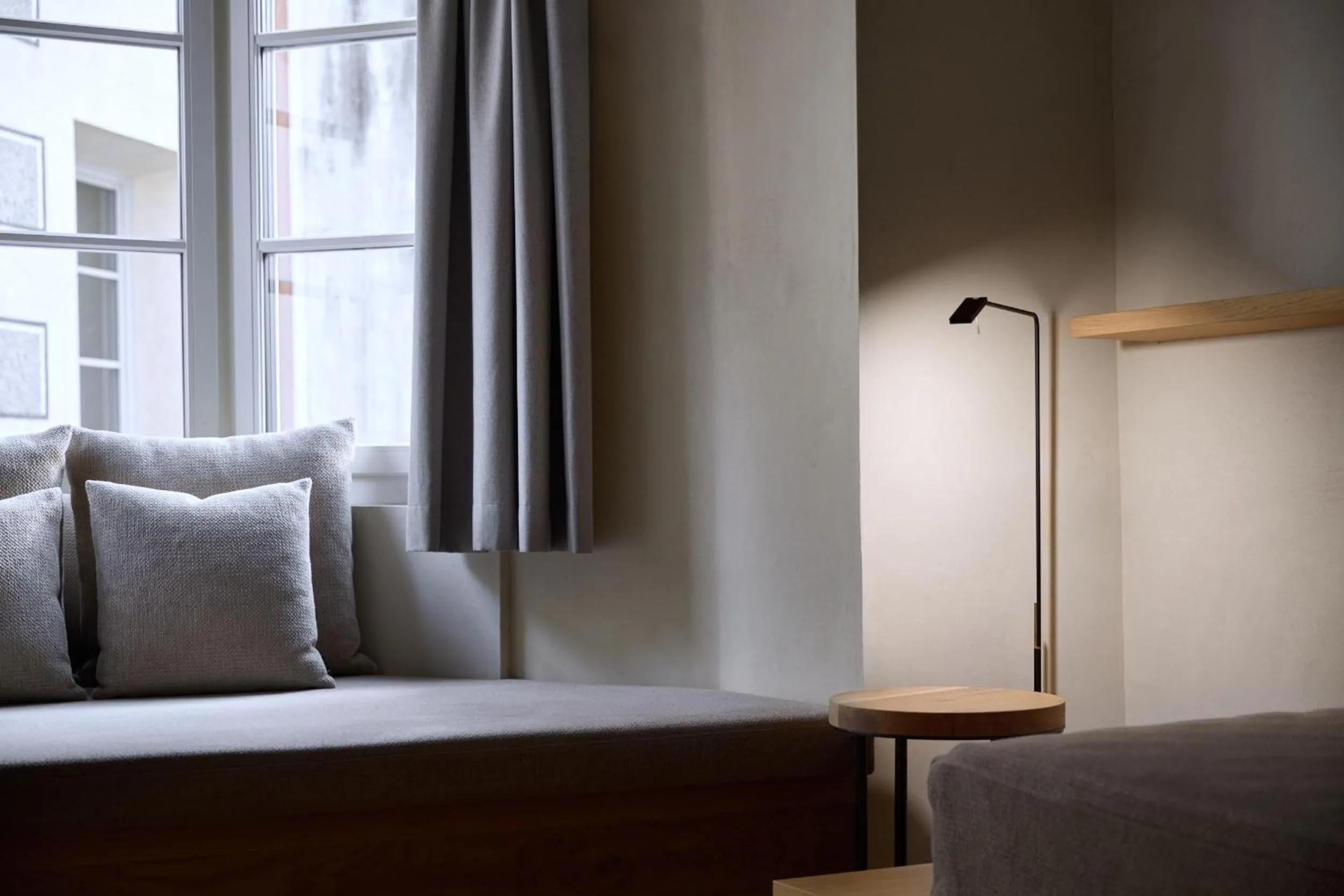 Photo of the whole room in fink Restaurant & Suites