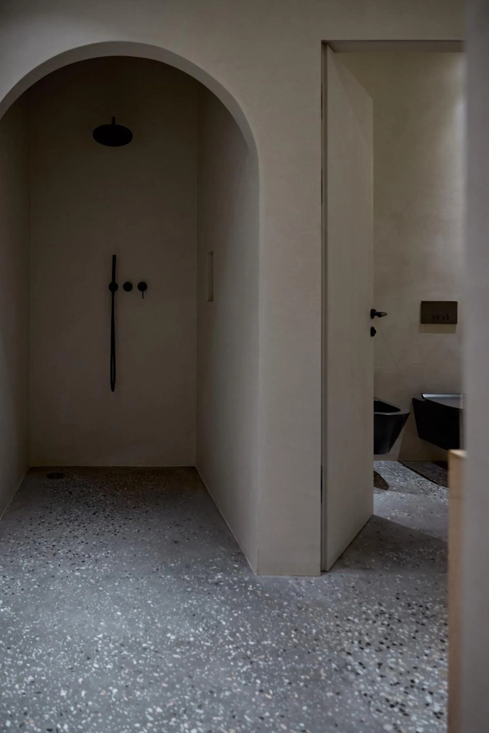 Bathroom in fink Restaurant & Suites