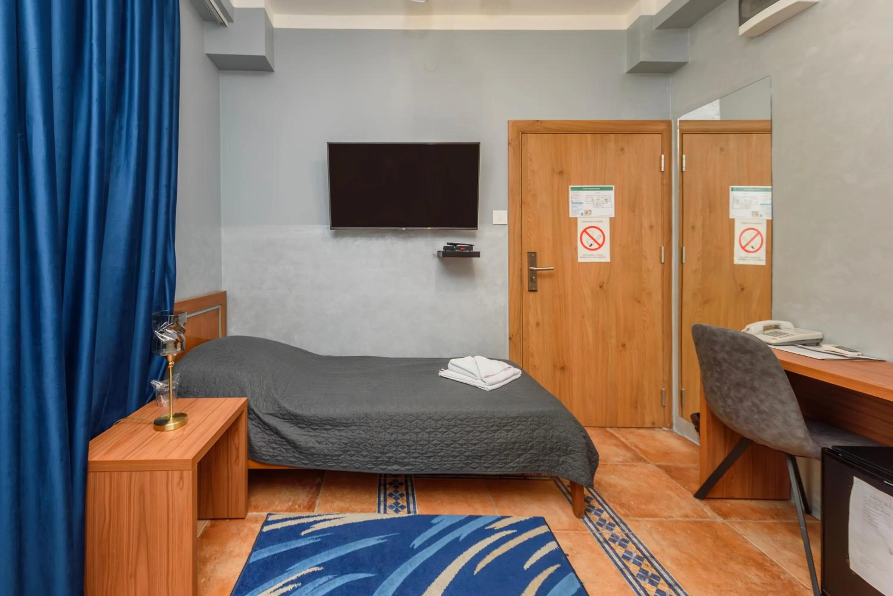 Bed in Garni Hotel Zenit