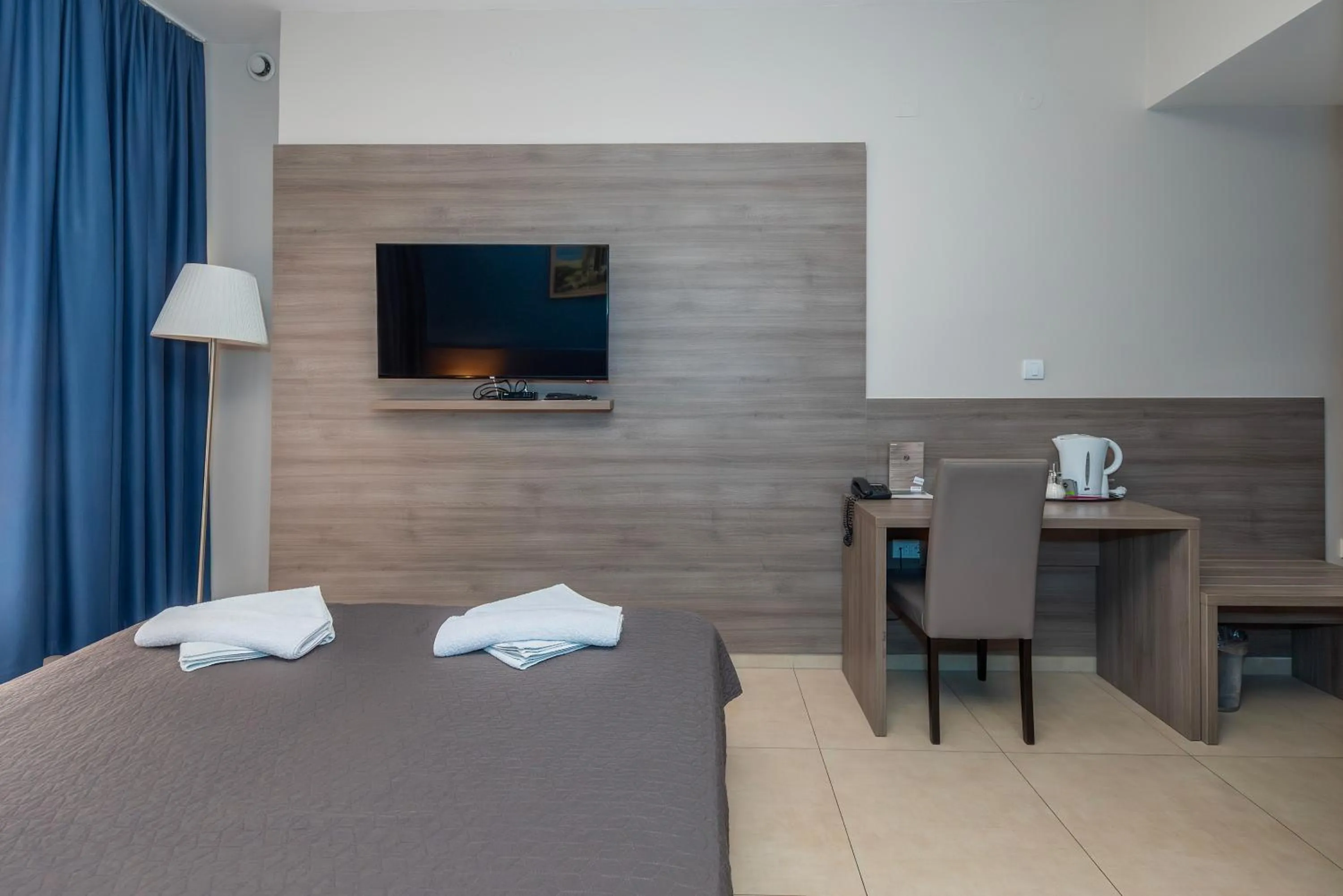 Bed in Garni Hotel Zenit