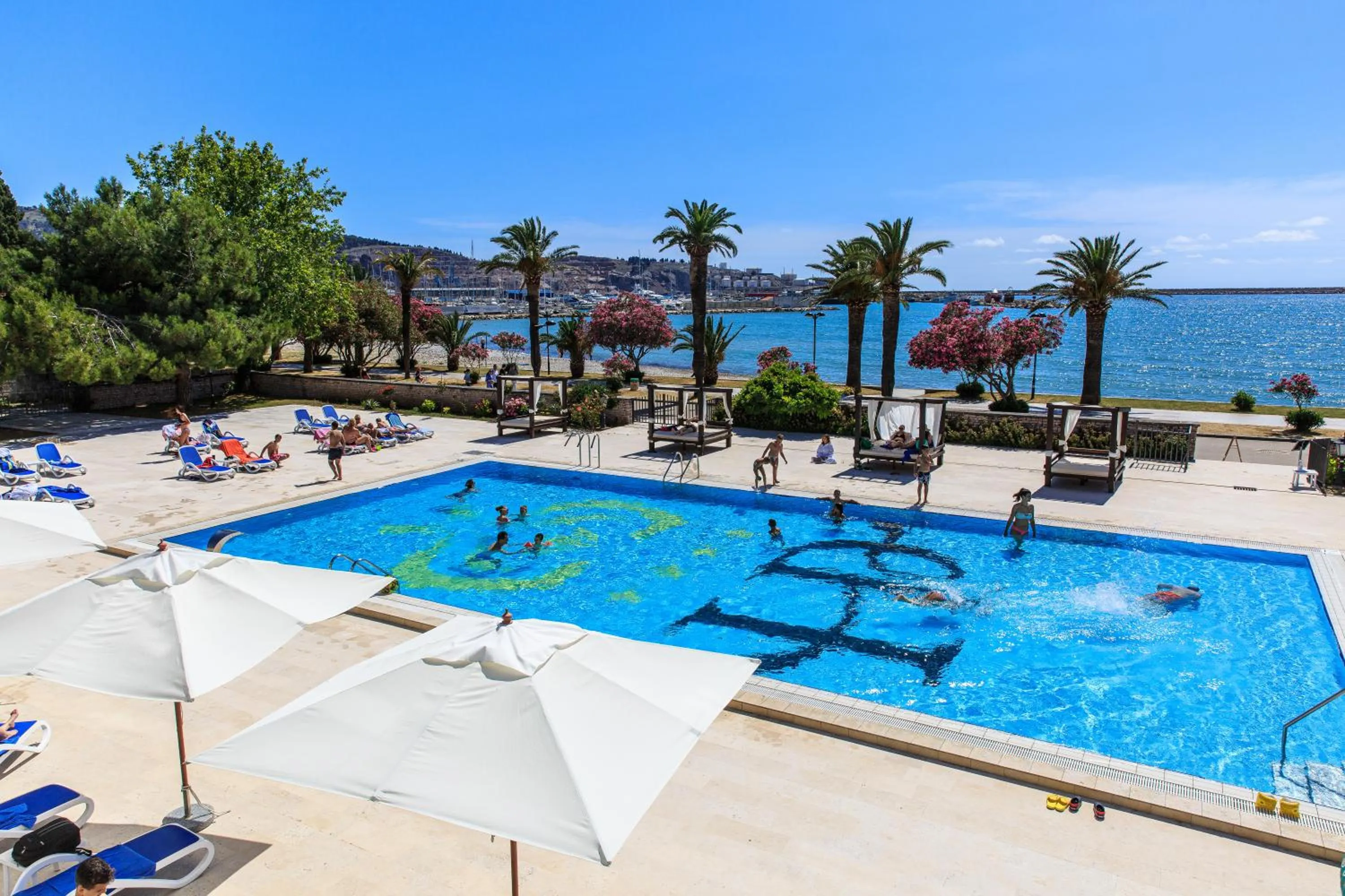 Day in Hotel Princess