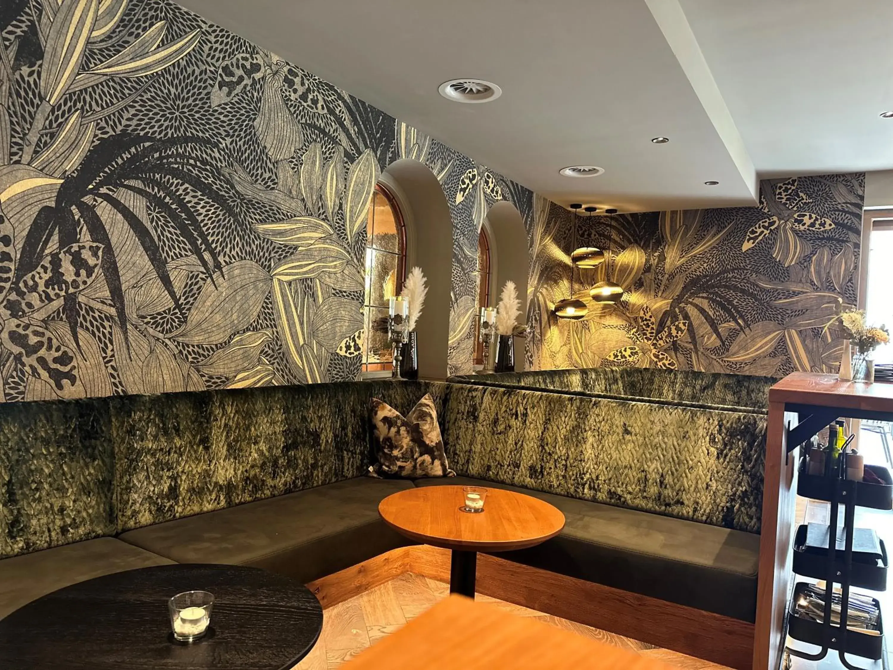 Lounge or bar in Resort Schrofenblick Lounge or bar in Resort Schrofenblick