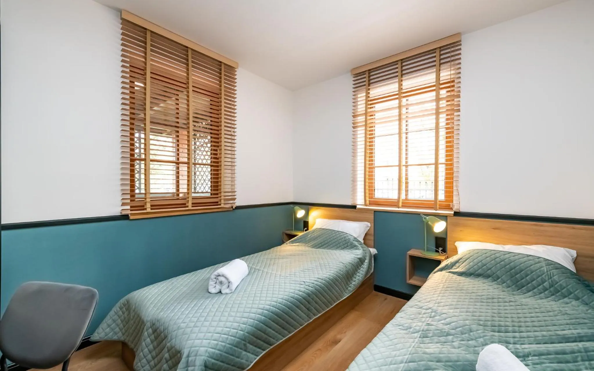 Bed in Noclegi Żelazna 51