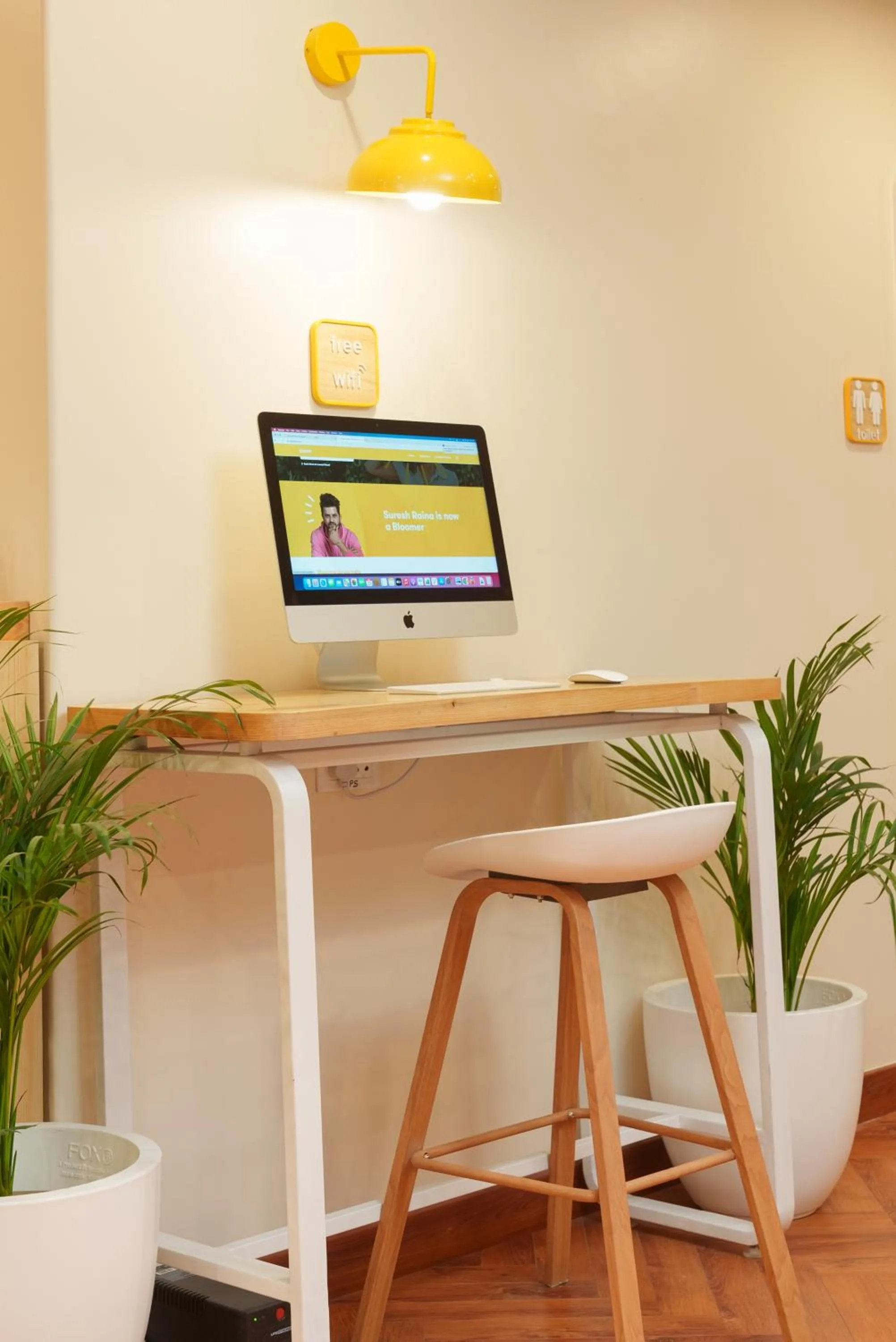 Lobby or reception in Bloom Boutique l Connaught Place Area