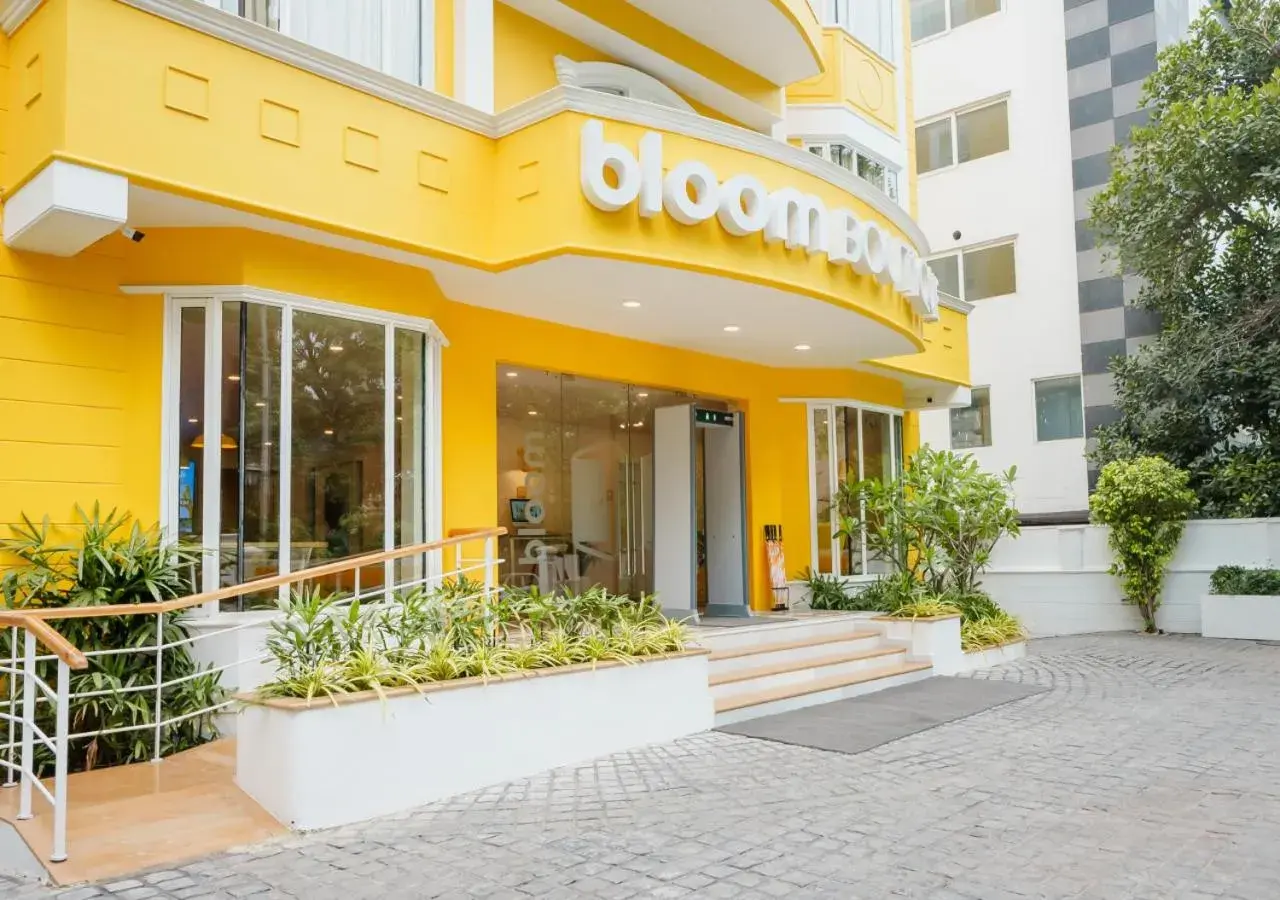 Property building in Bloom Boutique l Connaught Place Area Property building in Bloom Boutique l Connaught Place Area