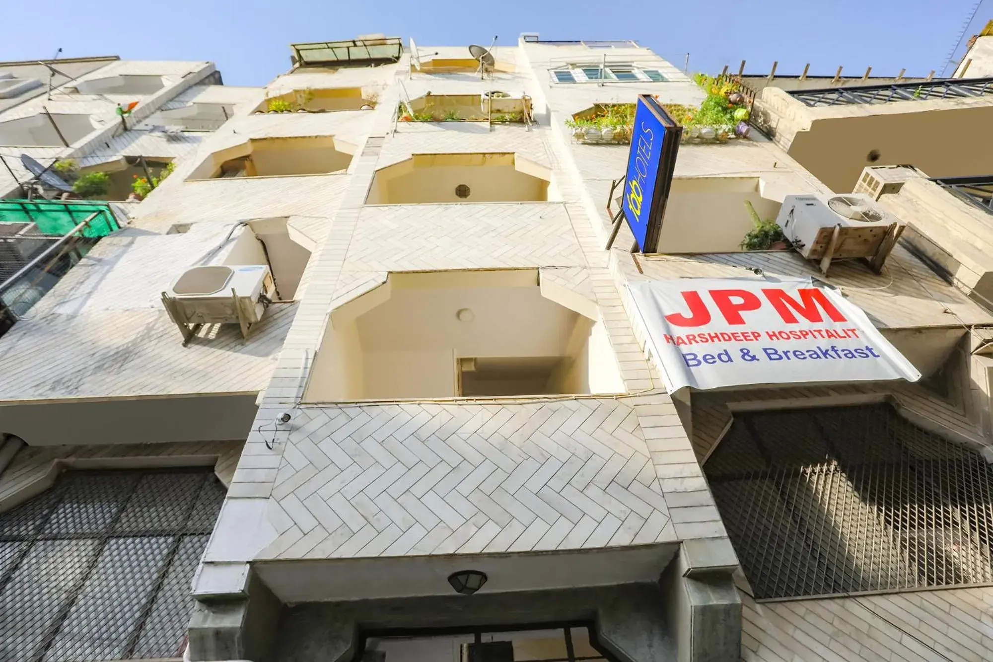Property building in FabExpress JPM Harshdeep Property building in FabExpress JPM Harshdeep