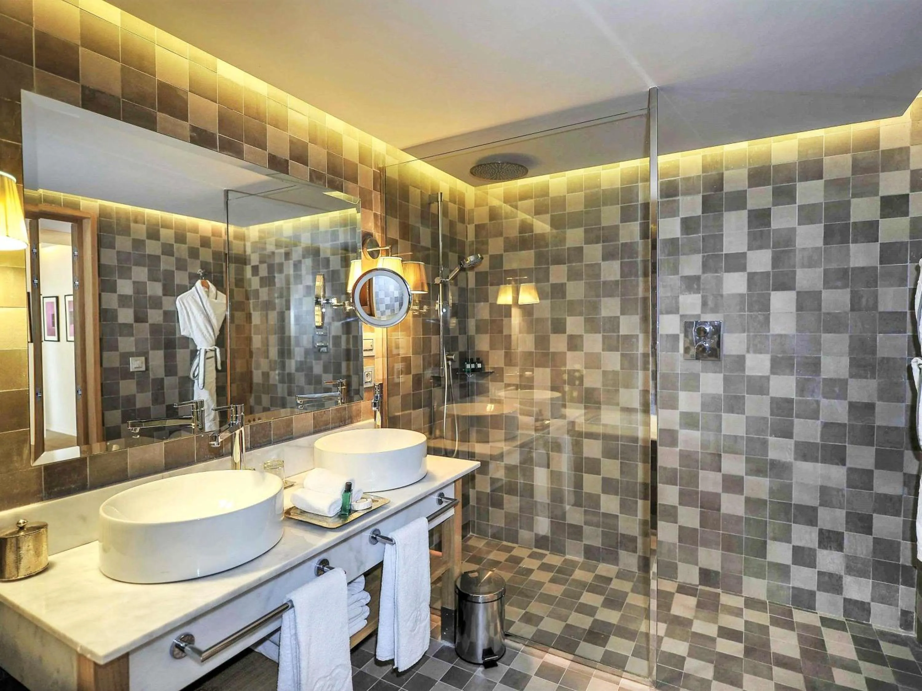 Bedroom in Sofitel Marrakech Palais Impérial & Spa