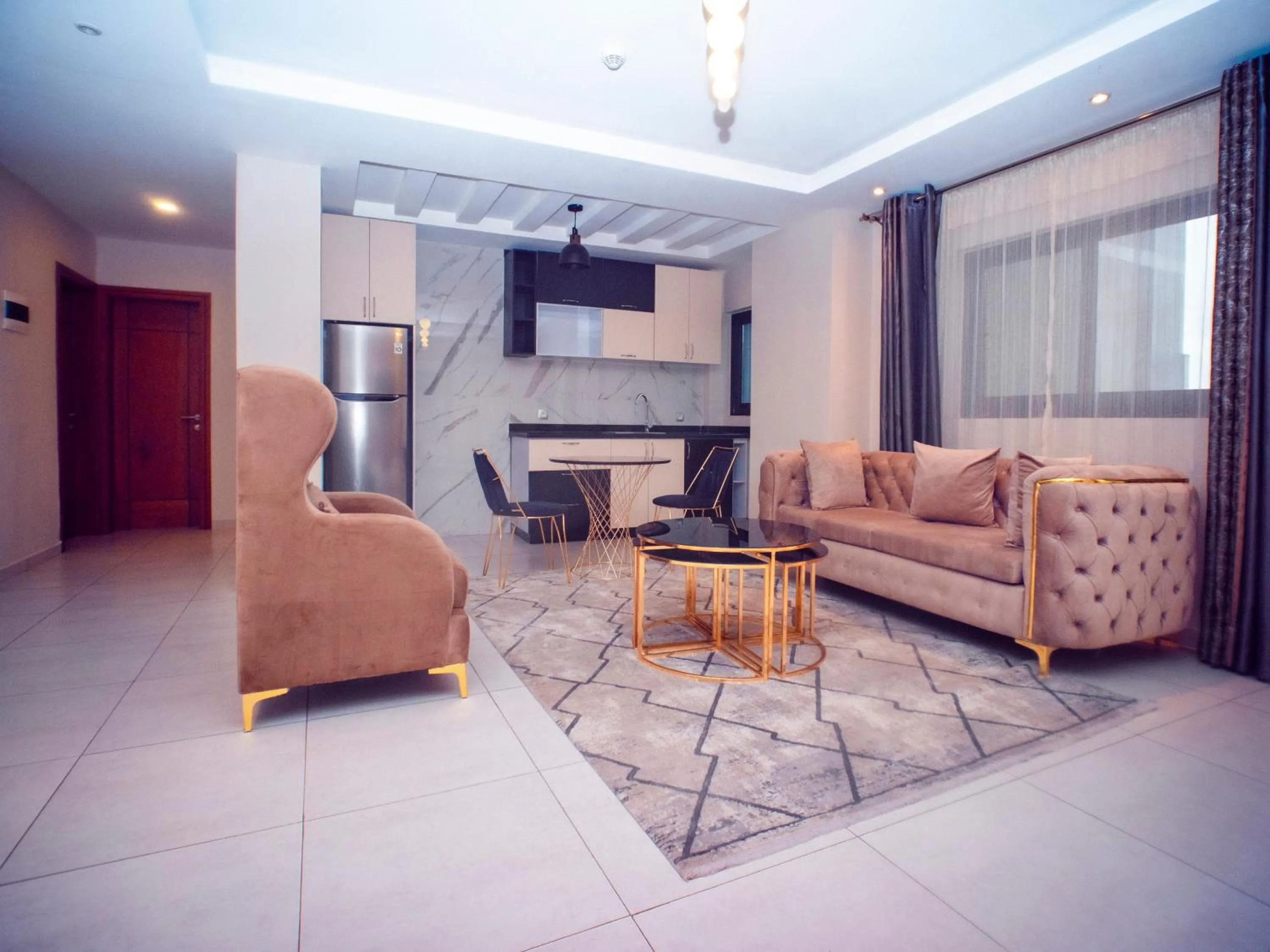 Kitchen or kitchenette in Geneva Hotel