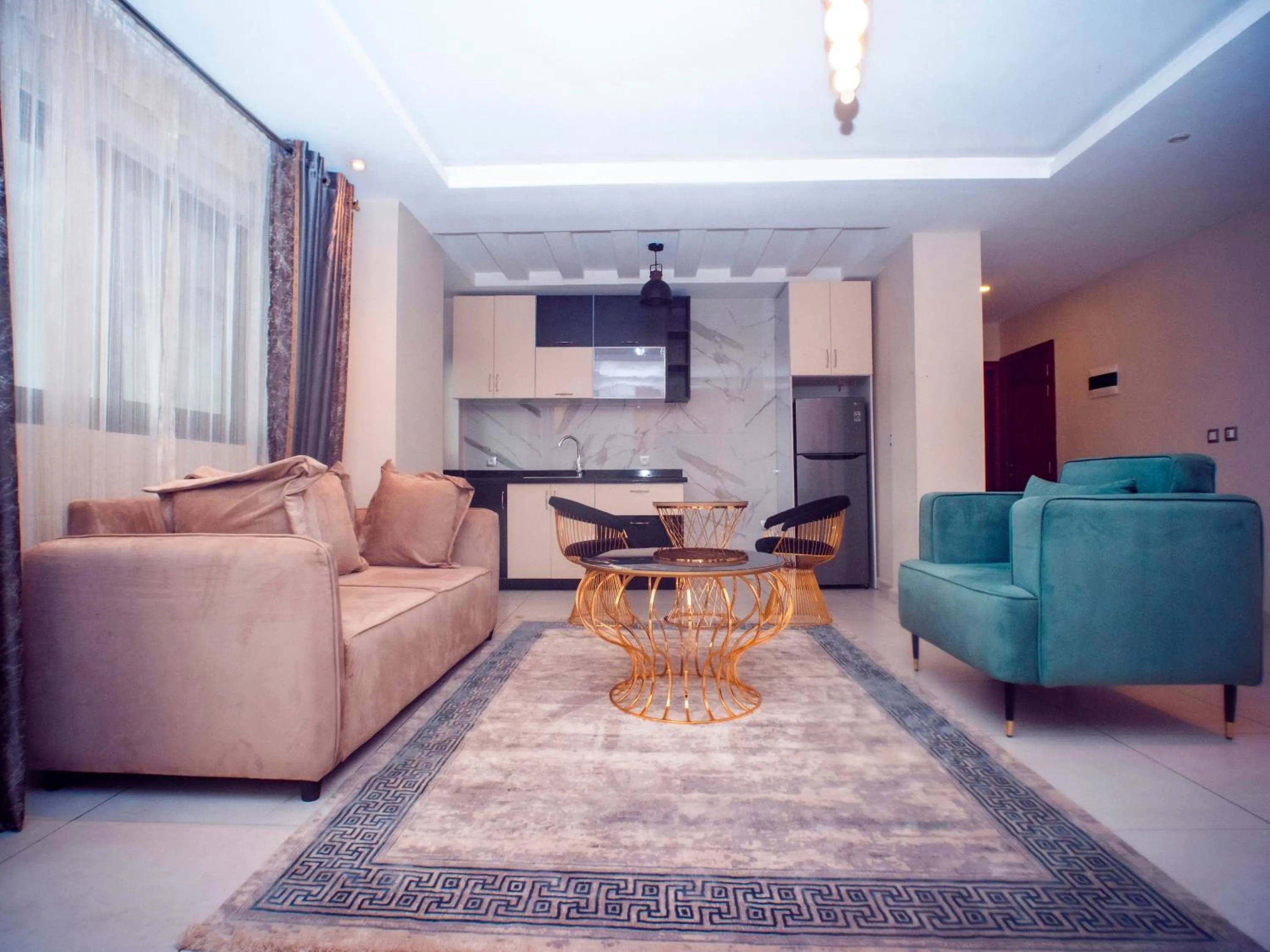 Kitchen or kitchenette in Geneva Hotel