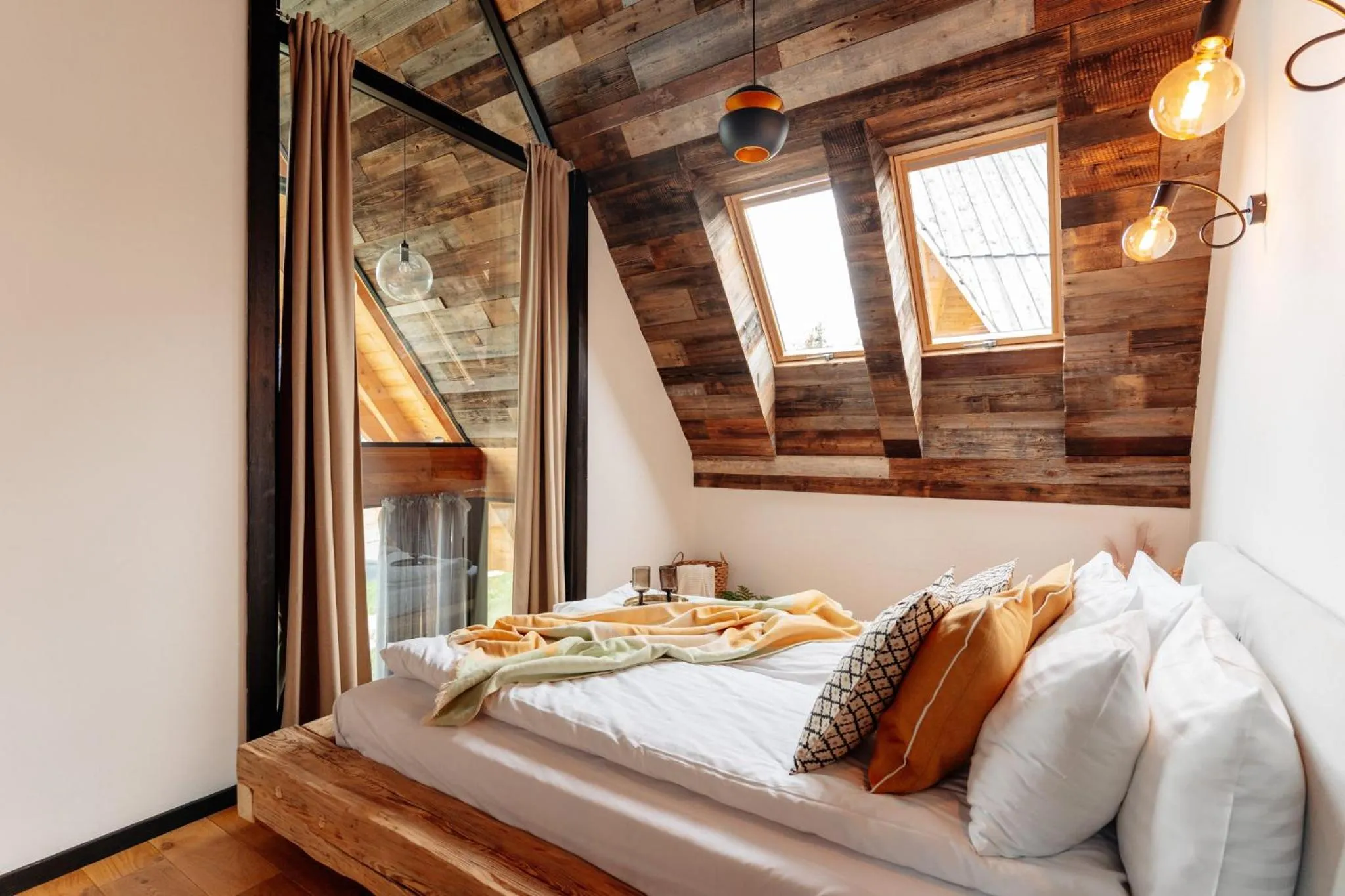 Bed in Landscape Zakopane - LoftAffair