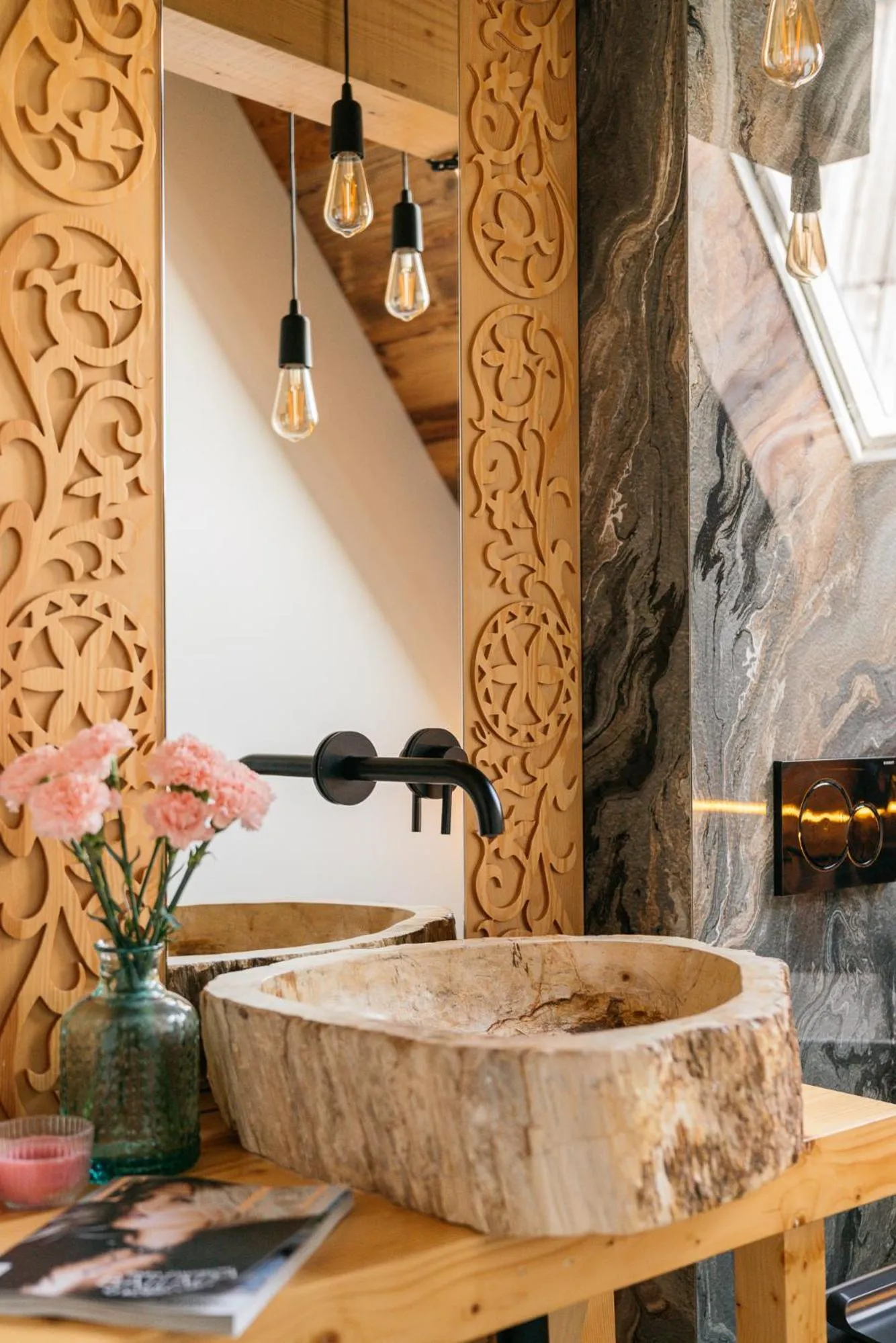 Bathroom in Landscape Zakopane - LoftAffair