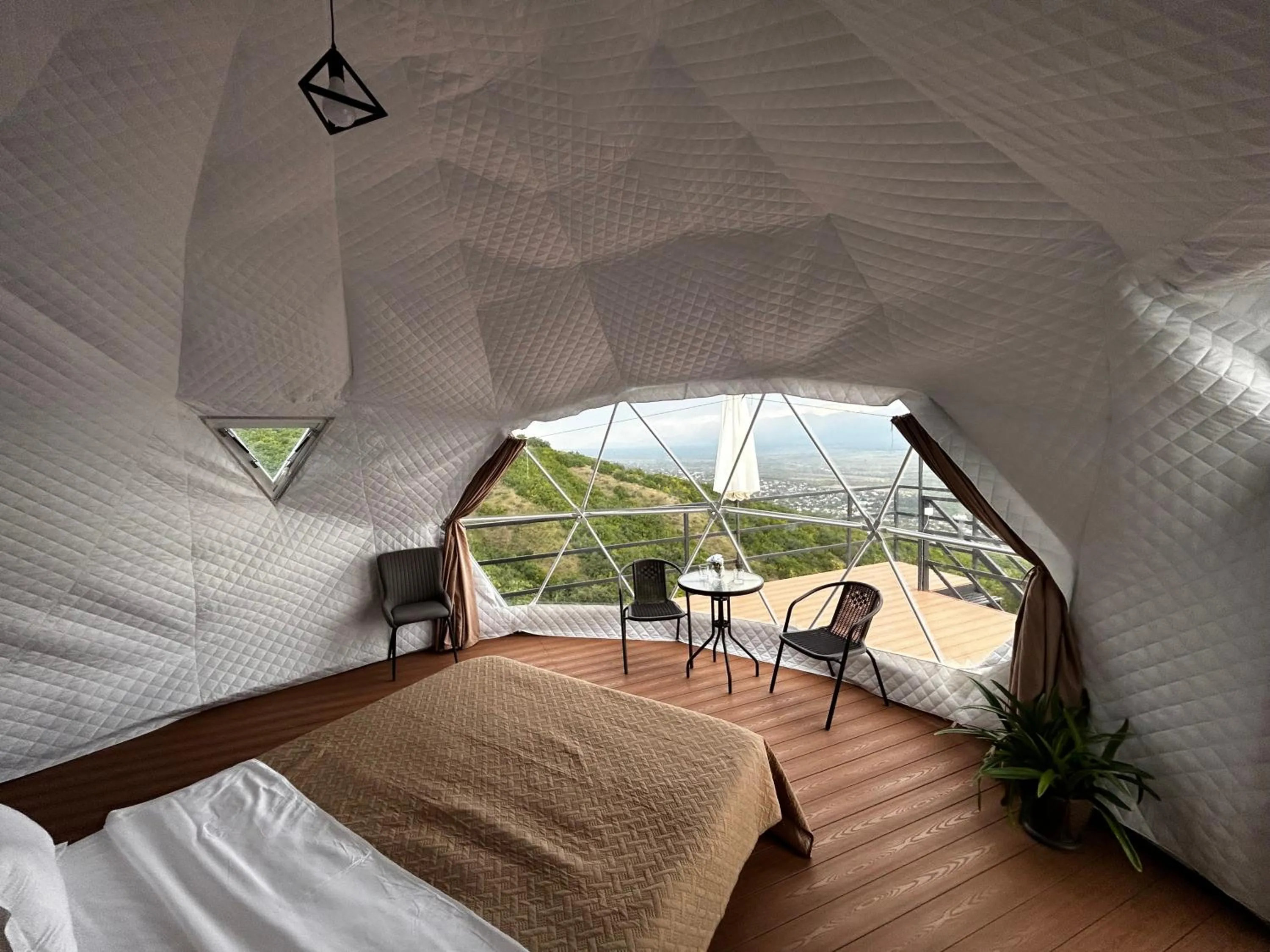 King Room with Mountain View in Signagi Glamping