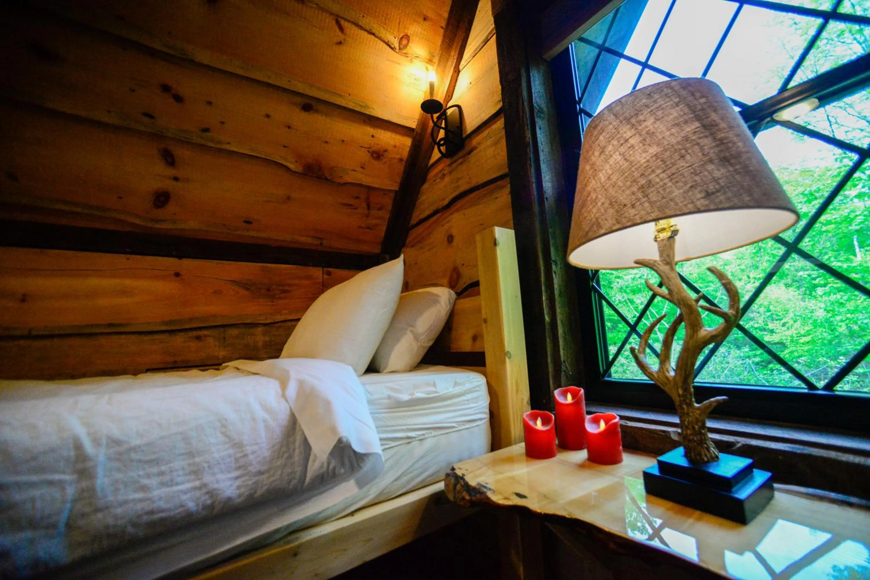 Photo of the whole room, Bed in Vikings Villages Resort