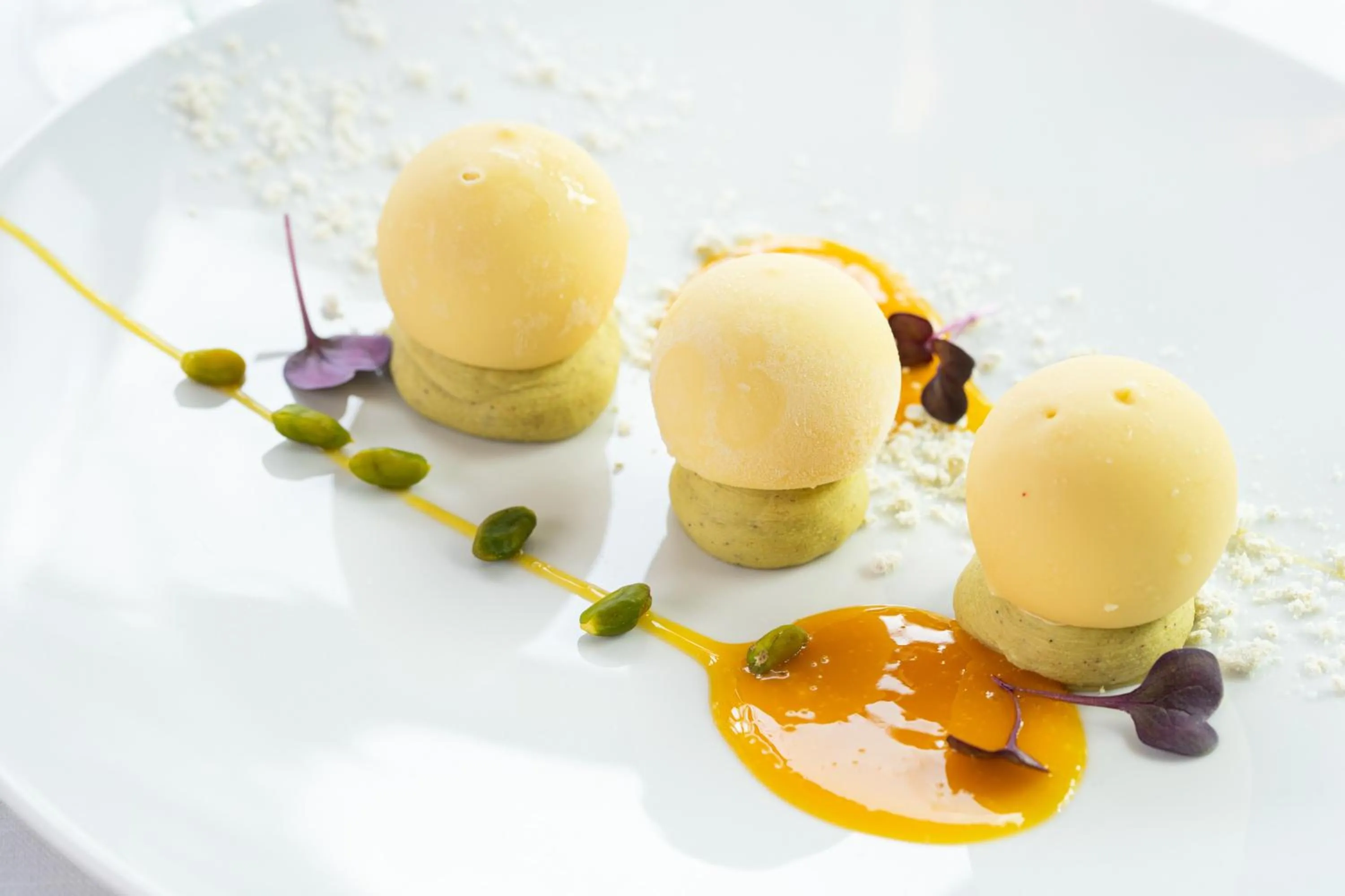 Food and drinks in Hotel Cesare