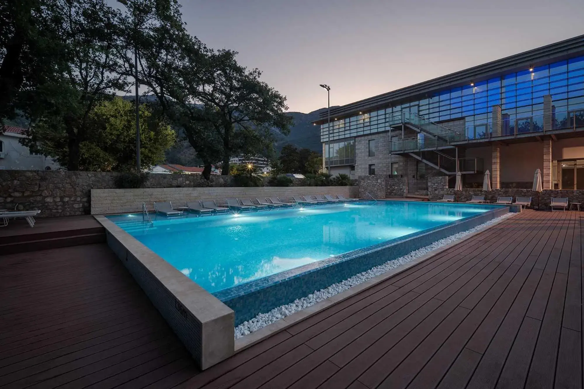 Swimming pool in Eurostars Queen of Montenegro Swimming pool in Eurostars Queen of Montenegro