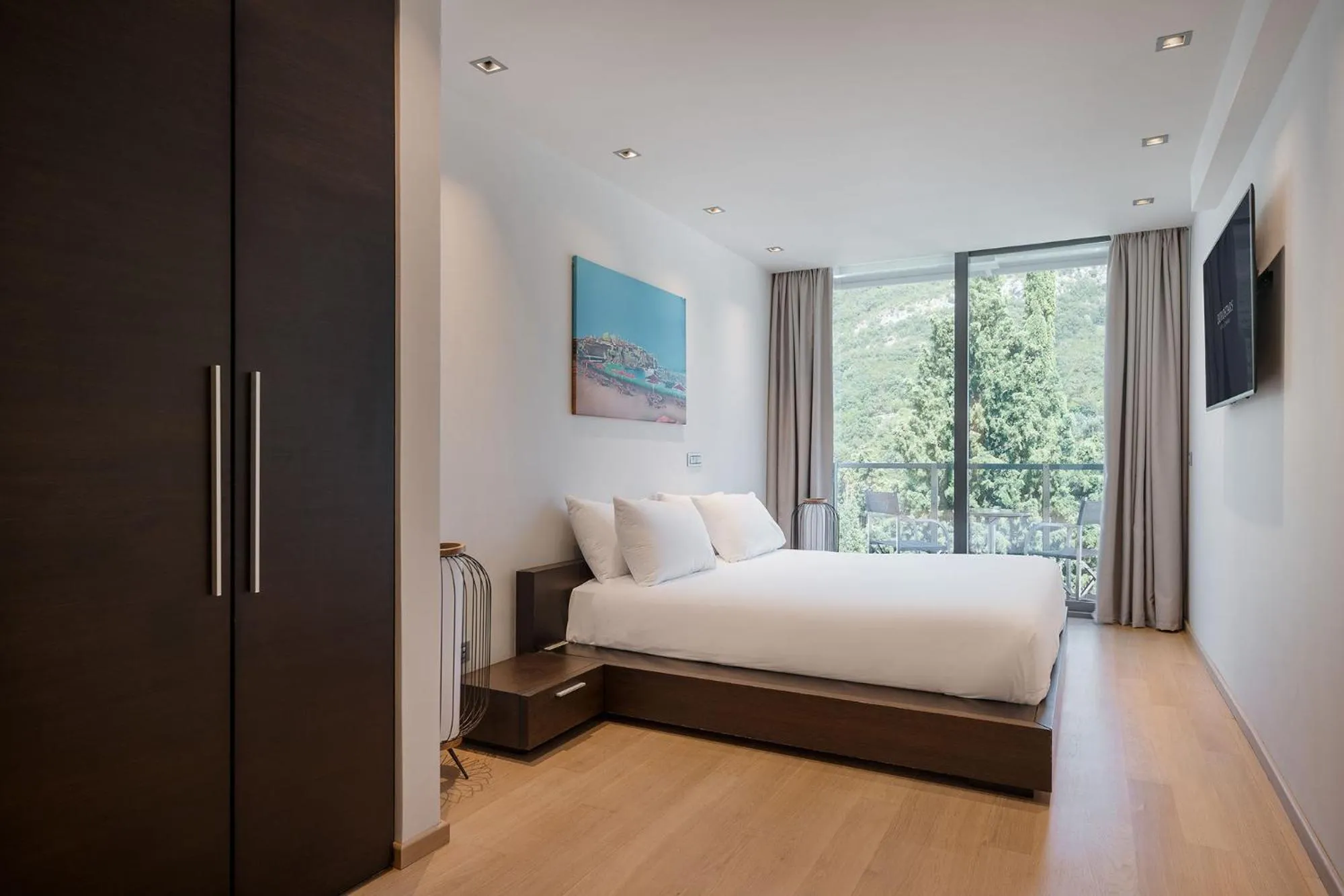 Bedroom, Bed in Eurostars Queen of Montenegro