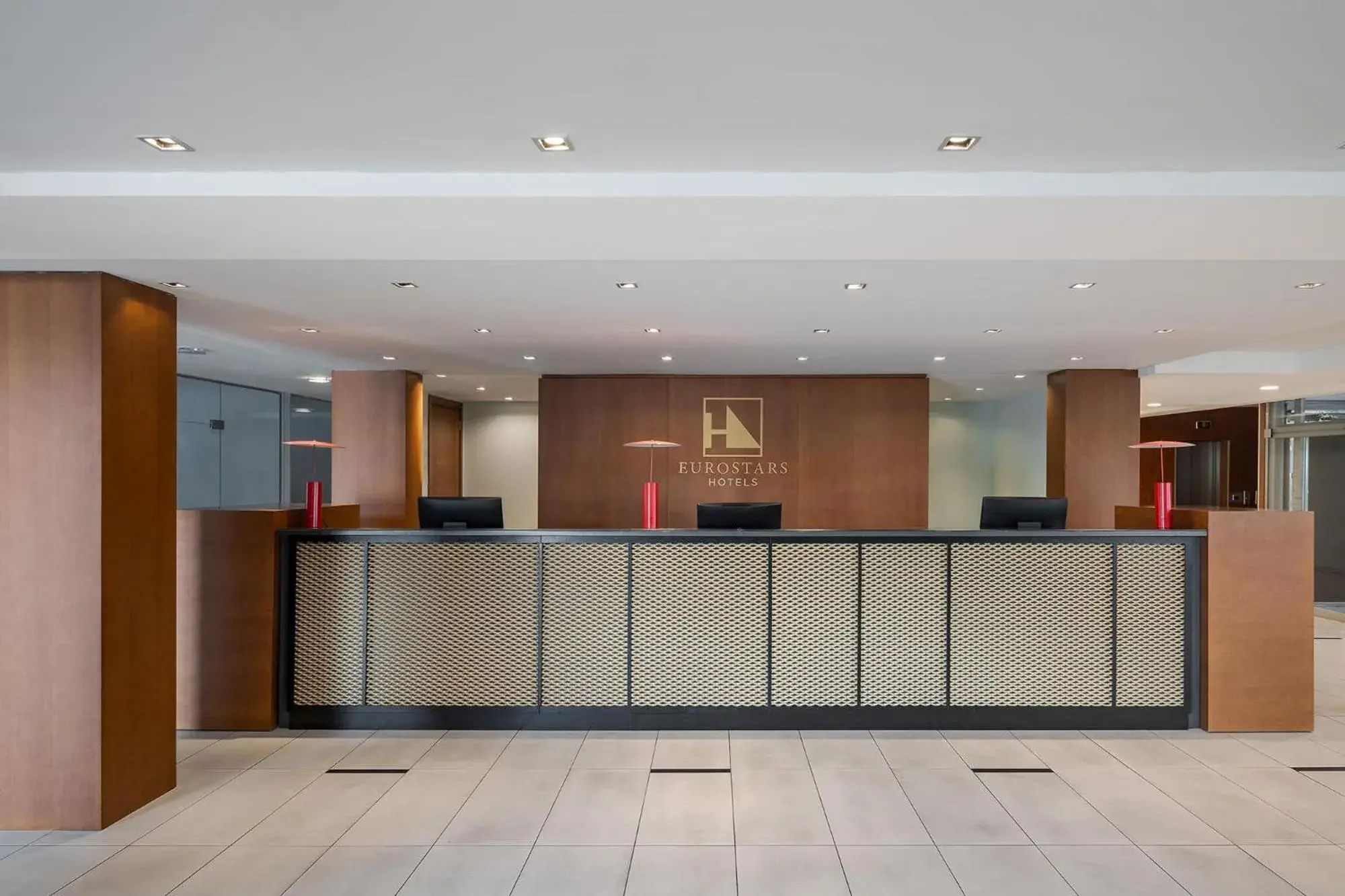 Lobby or reception in Eurostars Queen of Montenegro Lobby or reception in Eurostars Queen of Montenegro