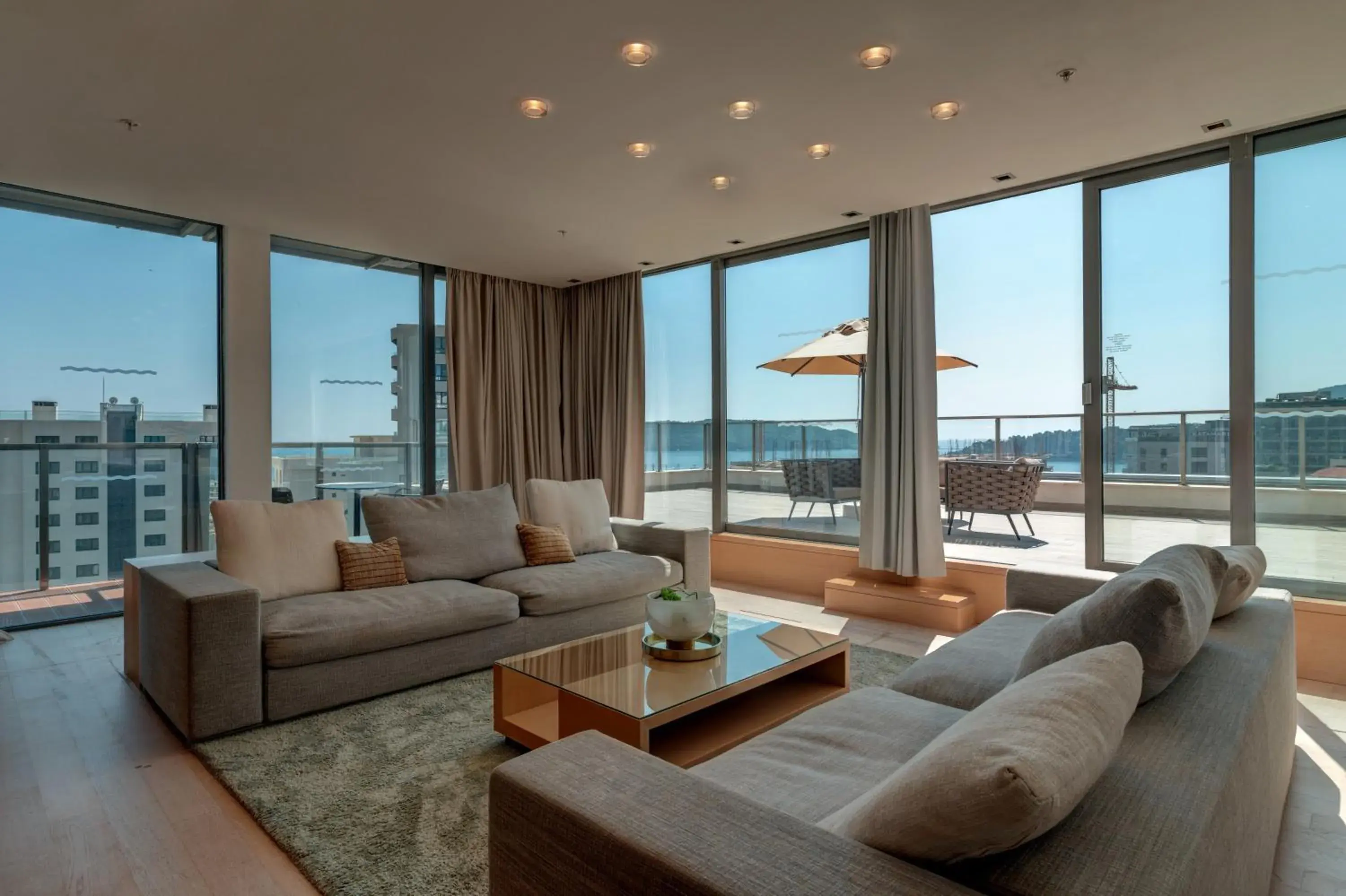 Living room in Eurostars Queen of Montenegro Living room in Eurostars Queen of Montenegro