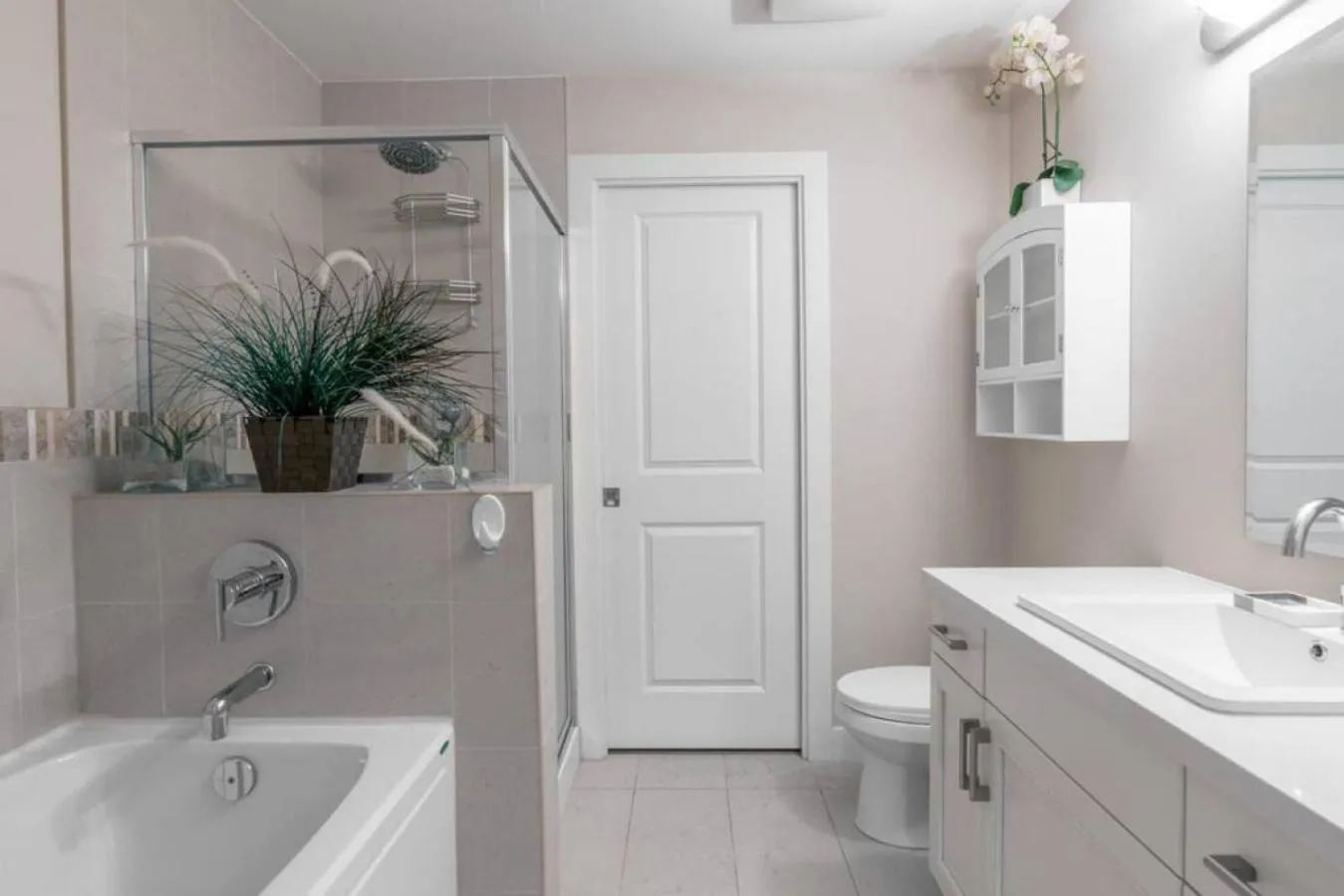 Fabulous Condo at Five Star Resort 209