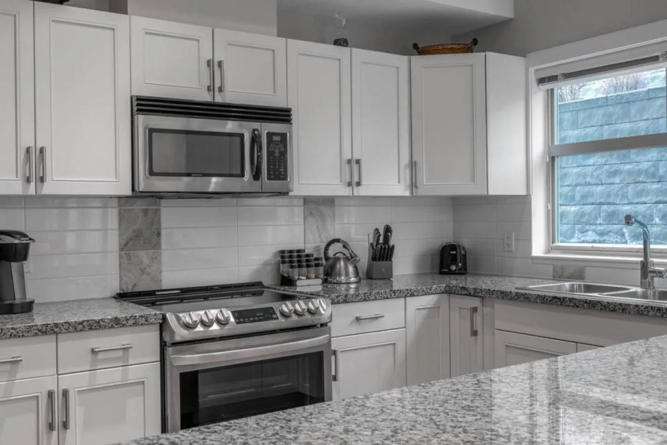 Fabulous Condo at Five Star Resort 209