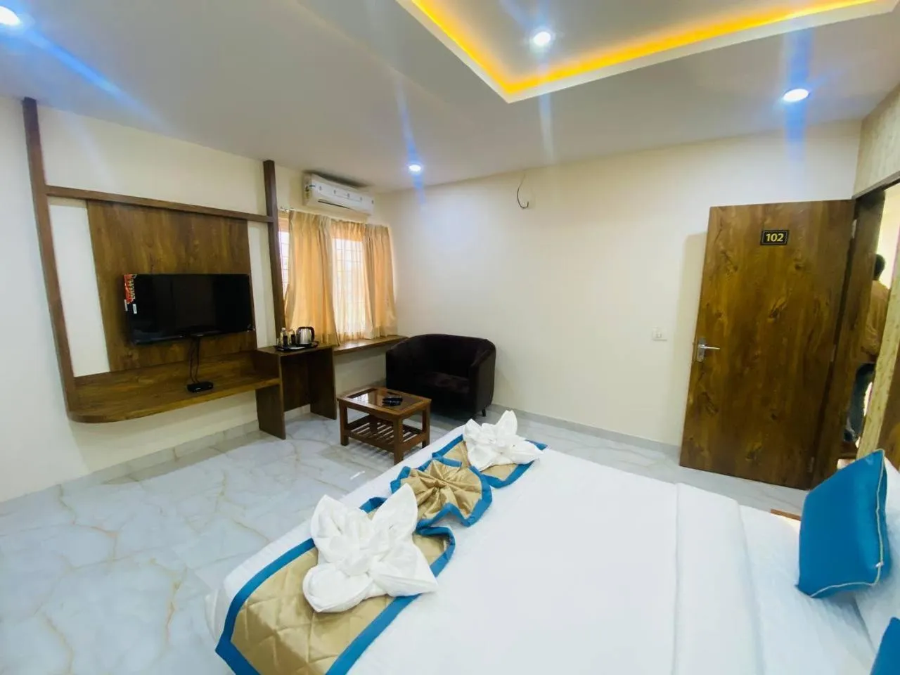 Bed in Spectra Hotel Bangalore Airport