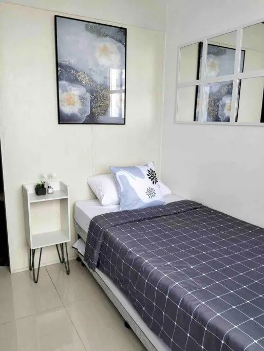 Chic 2BR Condo Unit at South Residences