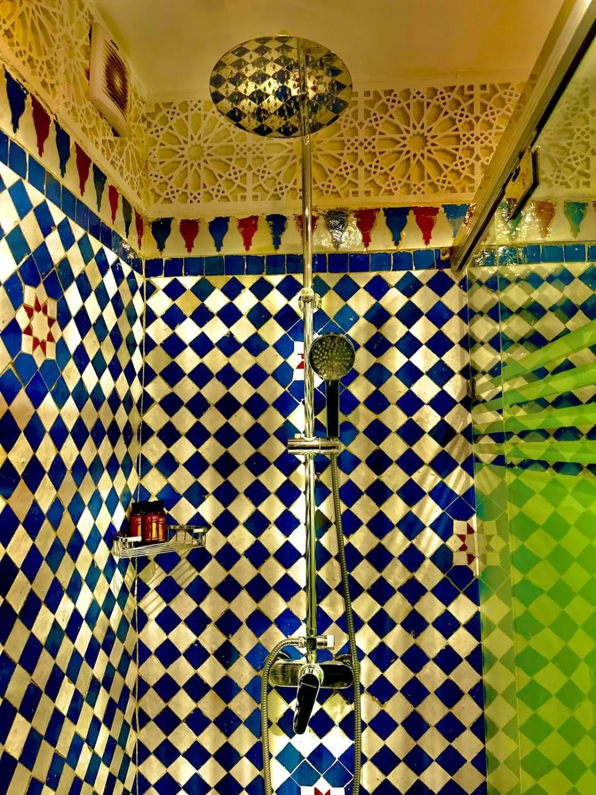 Bathroom in Riad Damia Suite & Spa