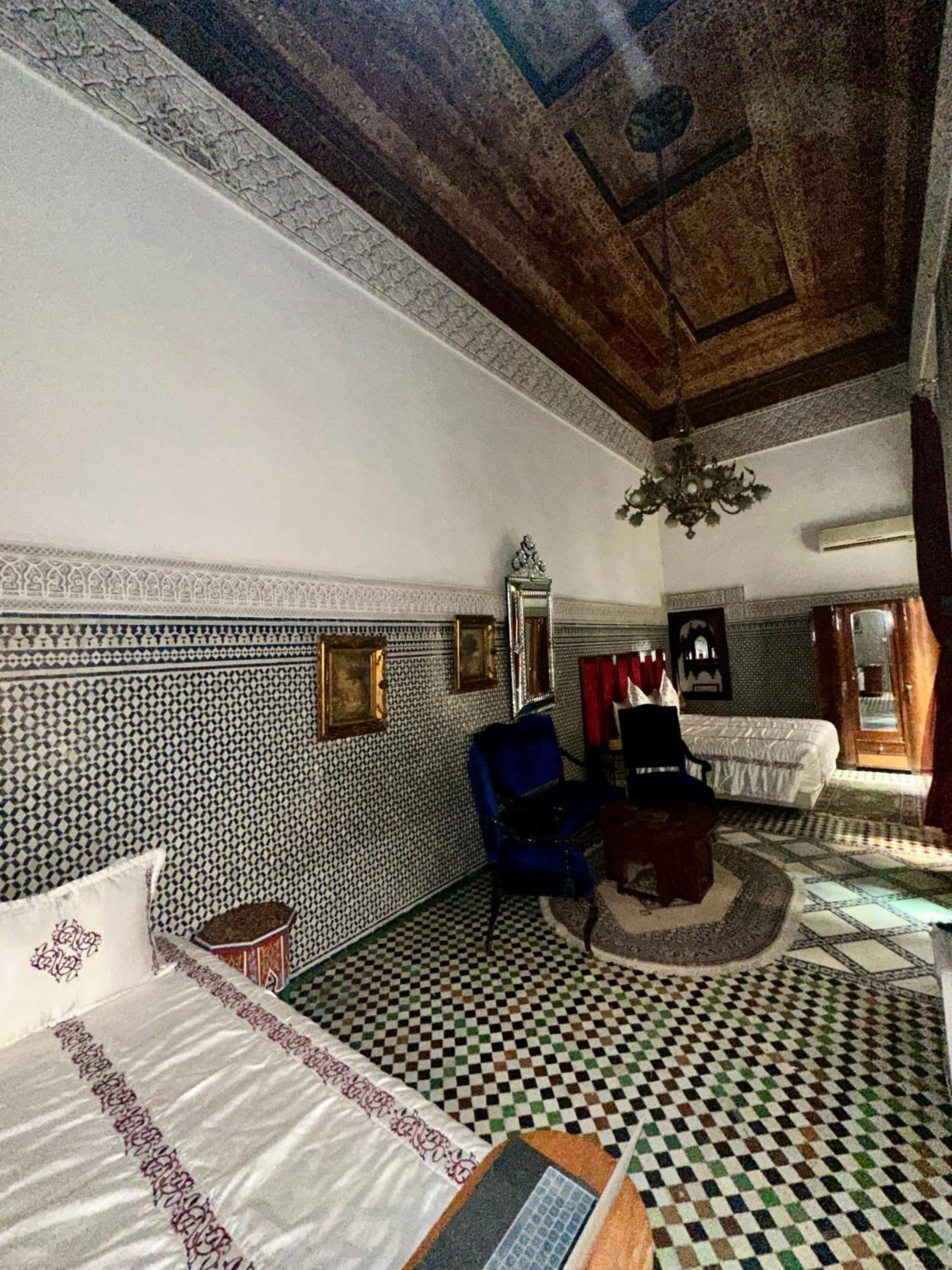 Photo of the whole room, Bed in Riad Damia Suite & Spa