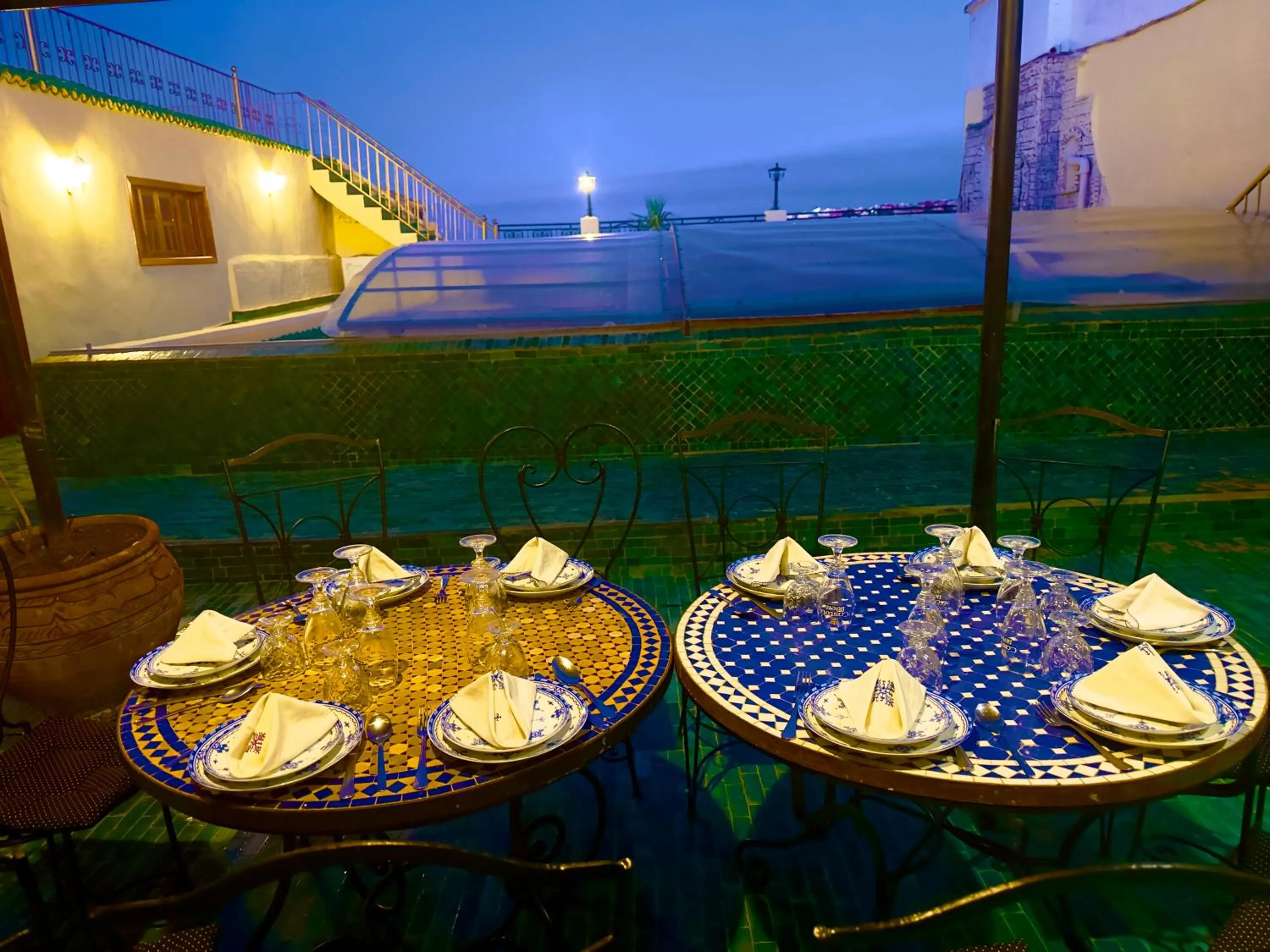 Restaurant/places to eat in Riad Damia Suite & Spa