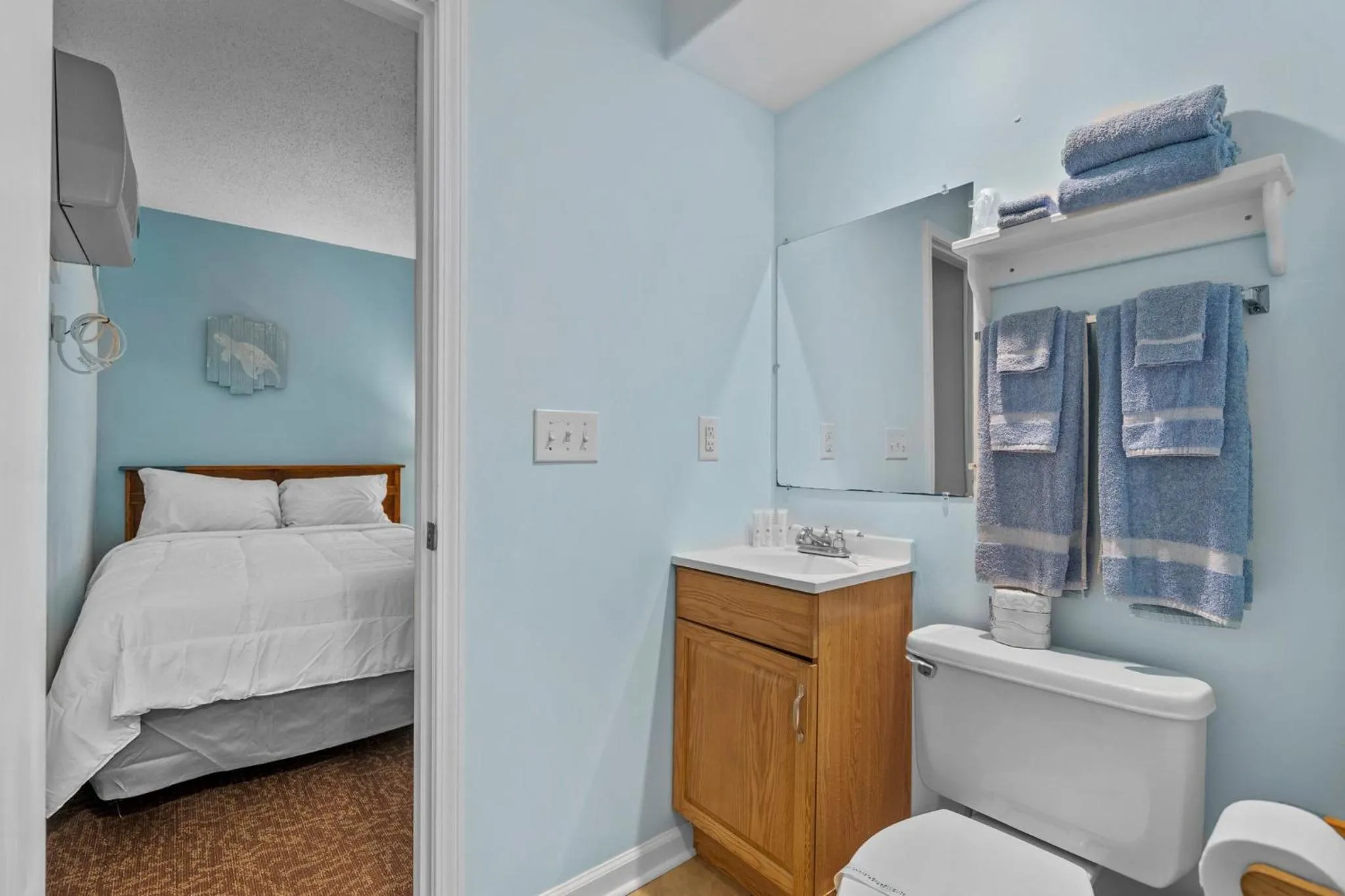 Toilet, Bed in The Sand Dunes